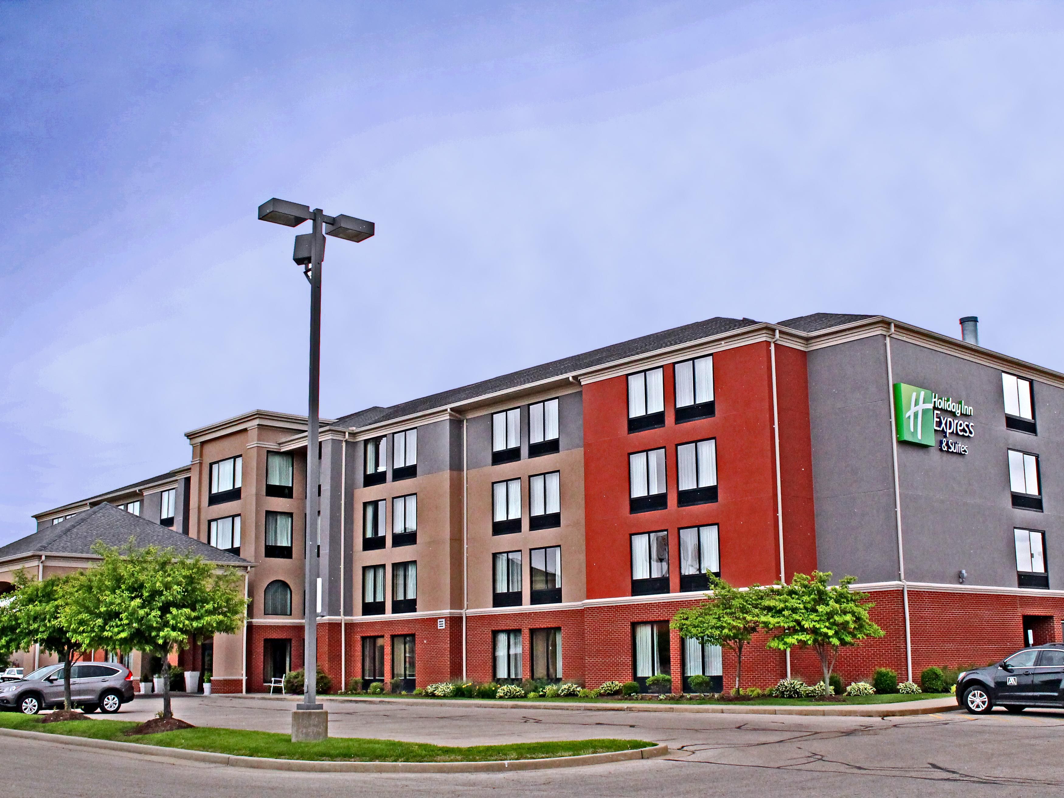 Welcome to the Holiday Inn & Suites Cape Girardeau!