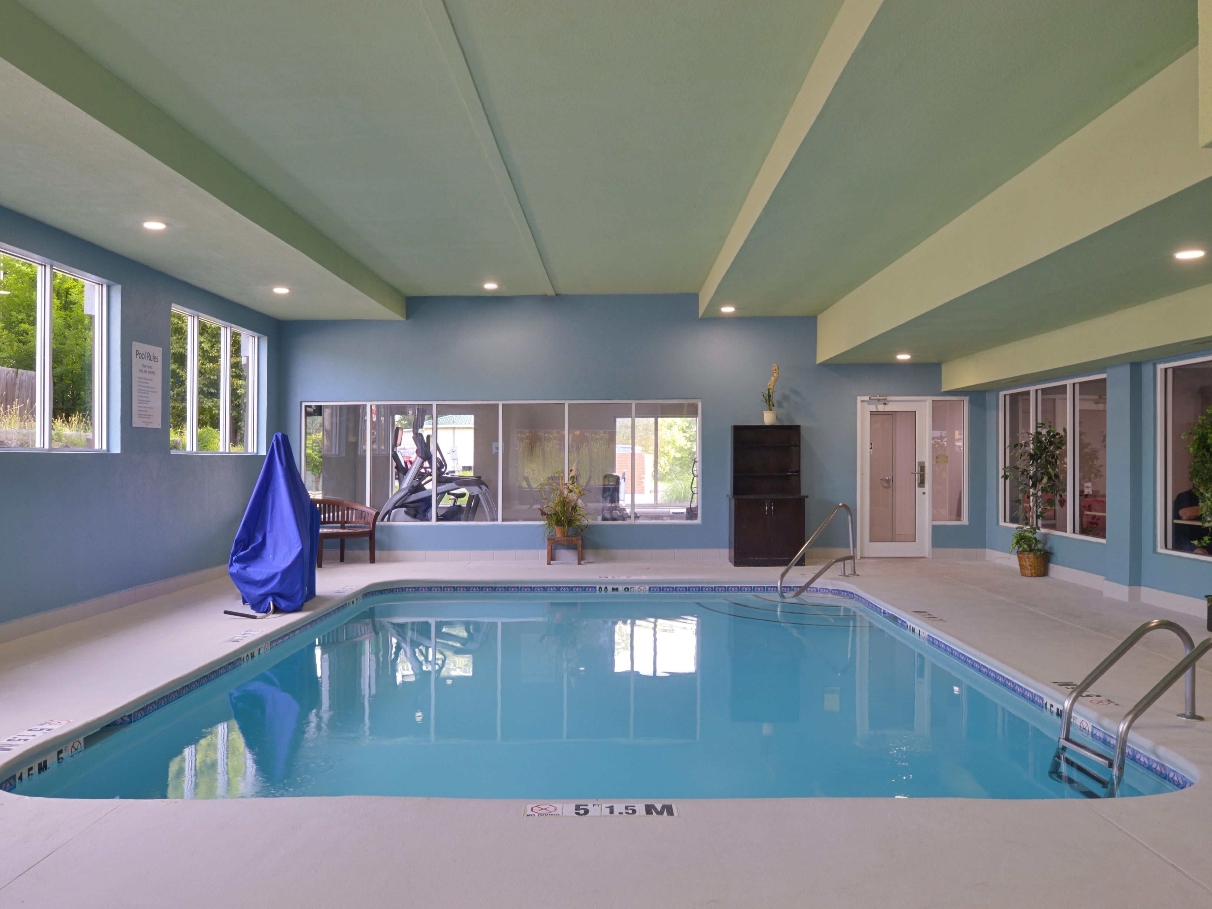 Dive into relaxation at Holiday Inn Express & Suites Chattanooga (East Ridge), where our inviting indoor heated pool awaits. Whether you're looking to unwind after a long day of exploring the vibrant city or start your morning with an invigorating swim, our pool offers the perfect retreat, no matter the season.