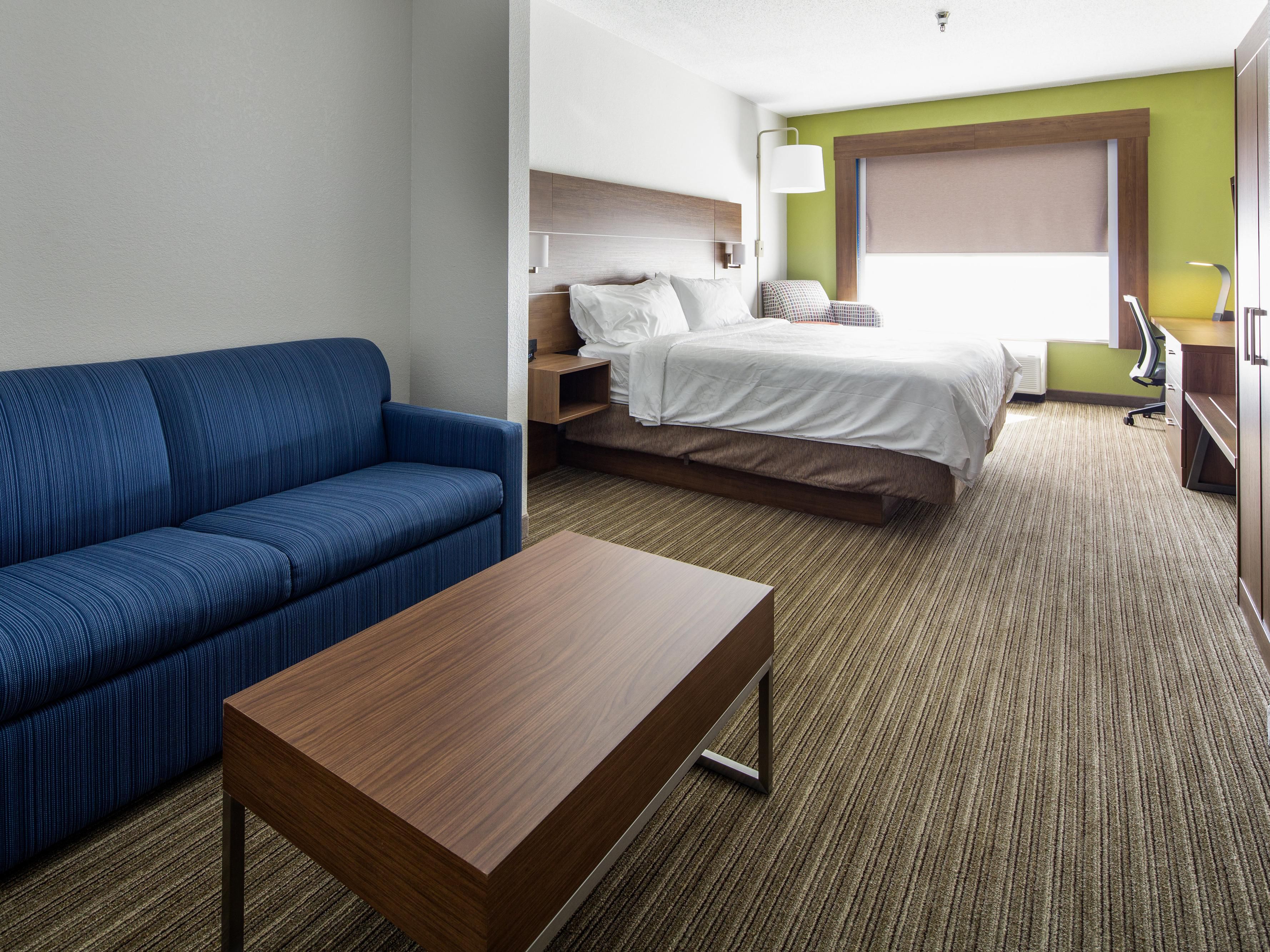 Our Chattanooga hotel suites feature separate living areas.