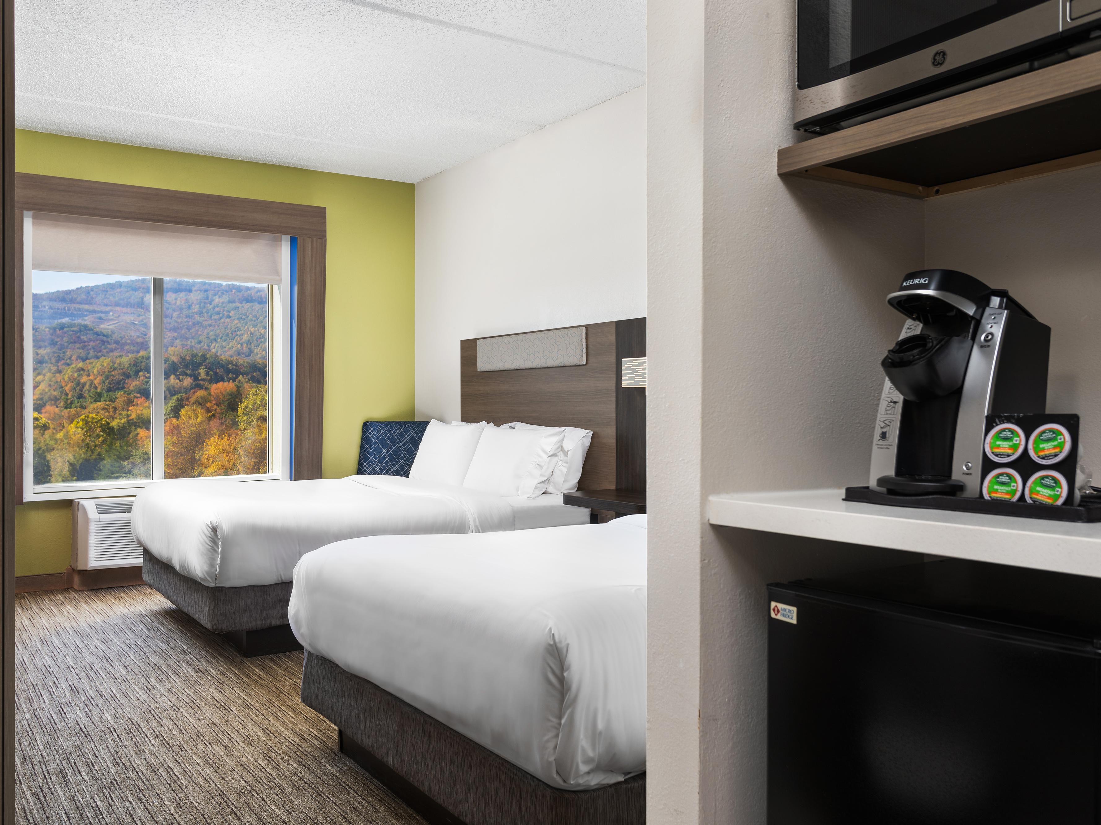 Two comfy beds and the best views at our Lookout Mountain hotel.