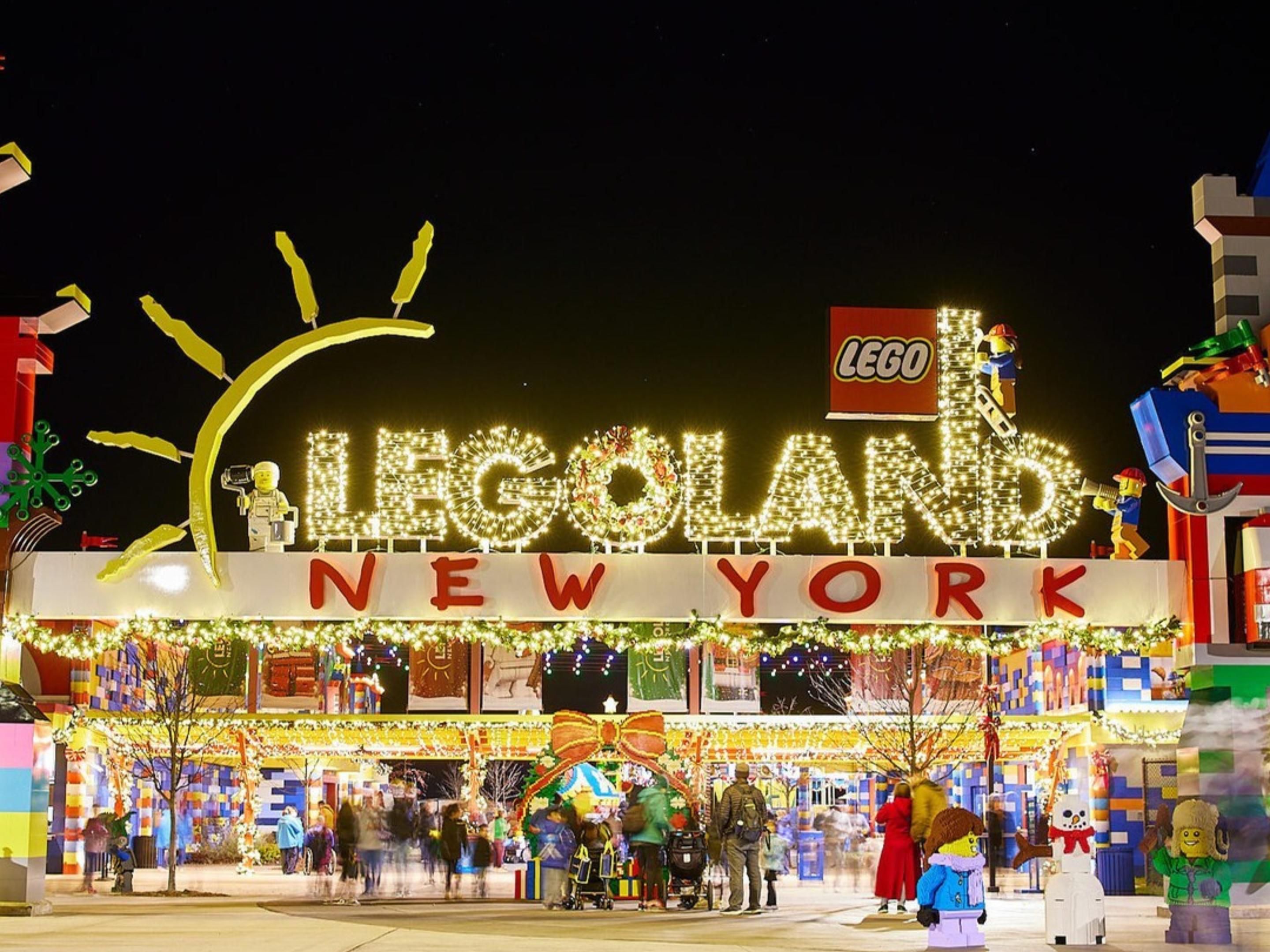 LEGOLAND is a family amusement park featuring attractions themed around the LEGO toy brand, offering a fun and engaging experience for children and families. It is conveniently located just a 5-minute drive from the hotel.