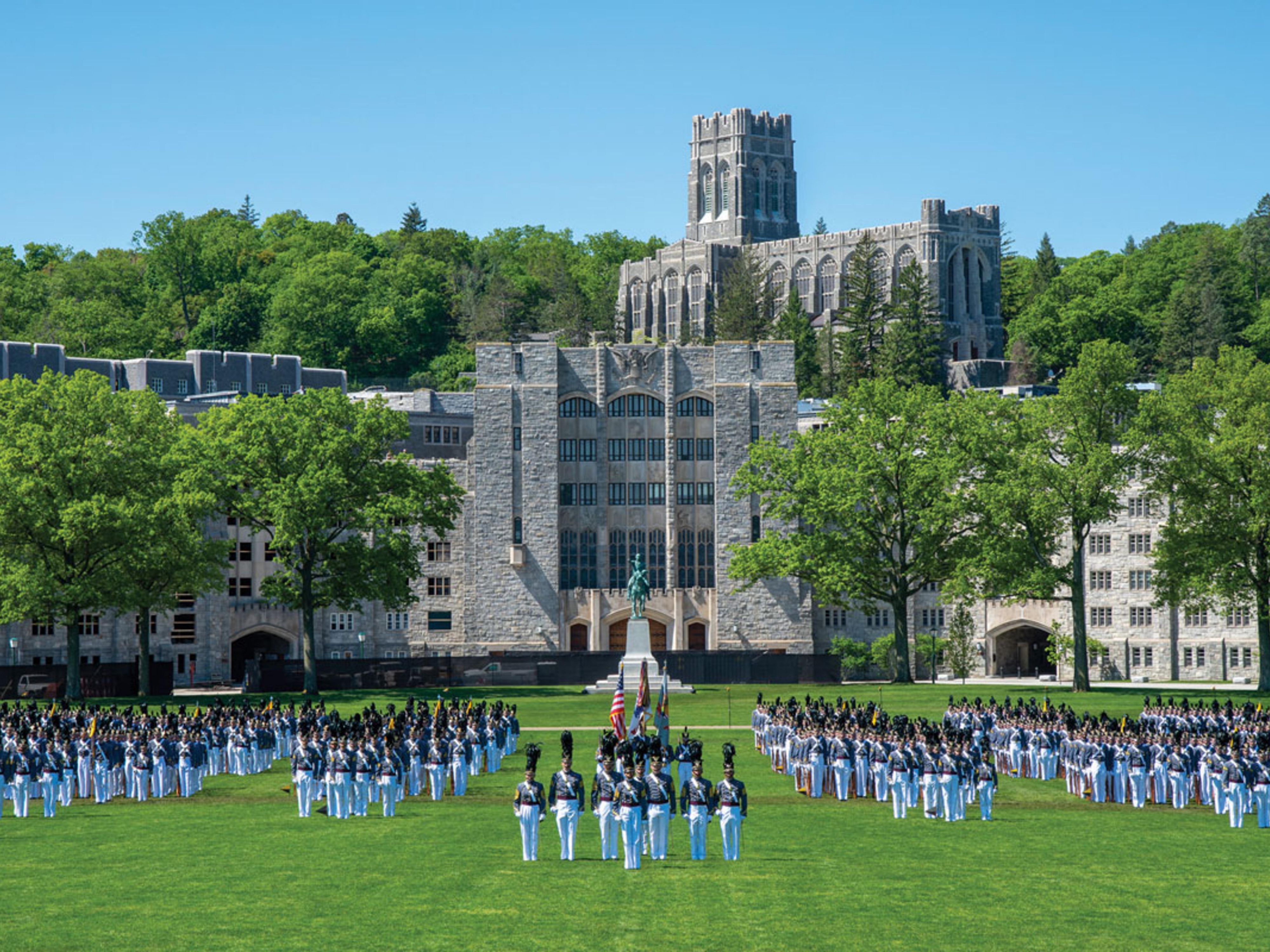 West Point Military Academy, officially known as the United States Military Academy (USMA), is one of the most prestigious military academies in the world. Located in West Point, New York, it has a rich history and offers a range of highlights that attract visitors and cadets alike. Group or Corporate Rate Inquiry, email us at Sales@hiexchester.com