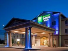 Holiday Inn Express & Suites Eau Claire North in Eau Claire, Wisconsin