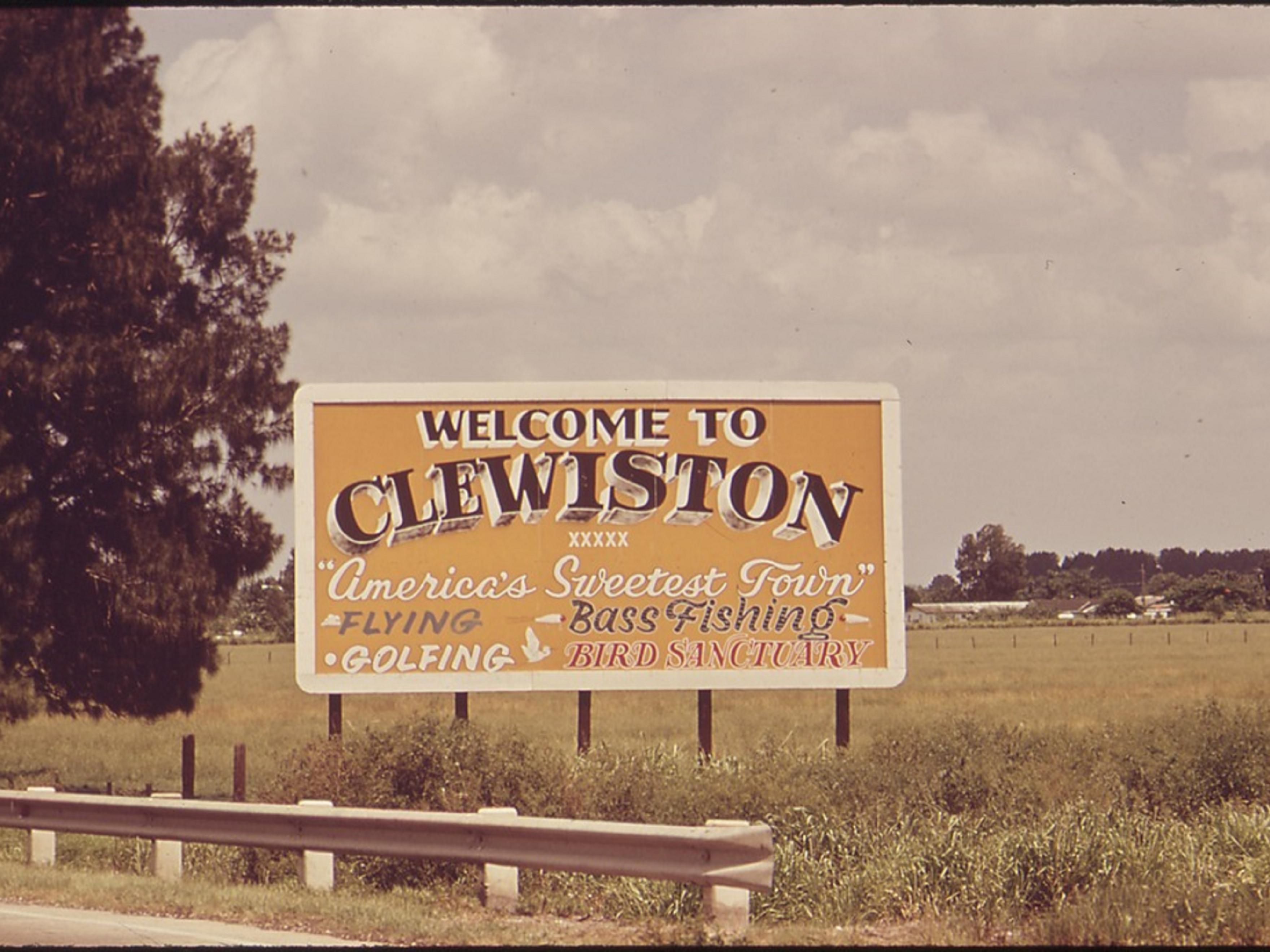 US Sugar is a recognized leader in growing sugarcane, citrus and sweet corn. Our hotel is located about 2 miles from the mill. They offer tours through the chamber, and we have negotiated rates for the contractors.