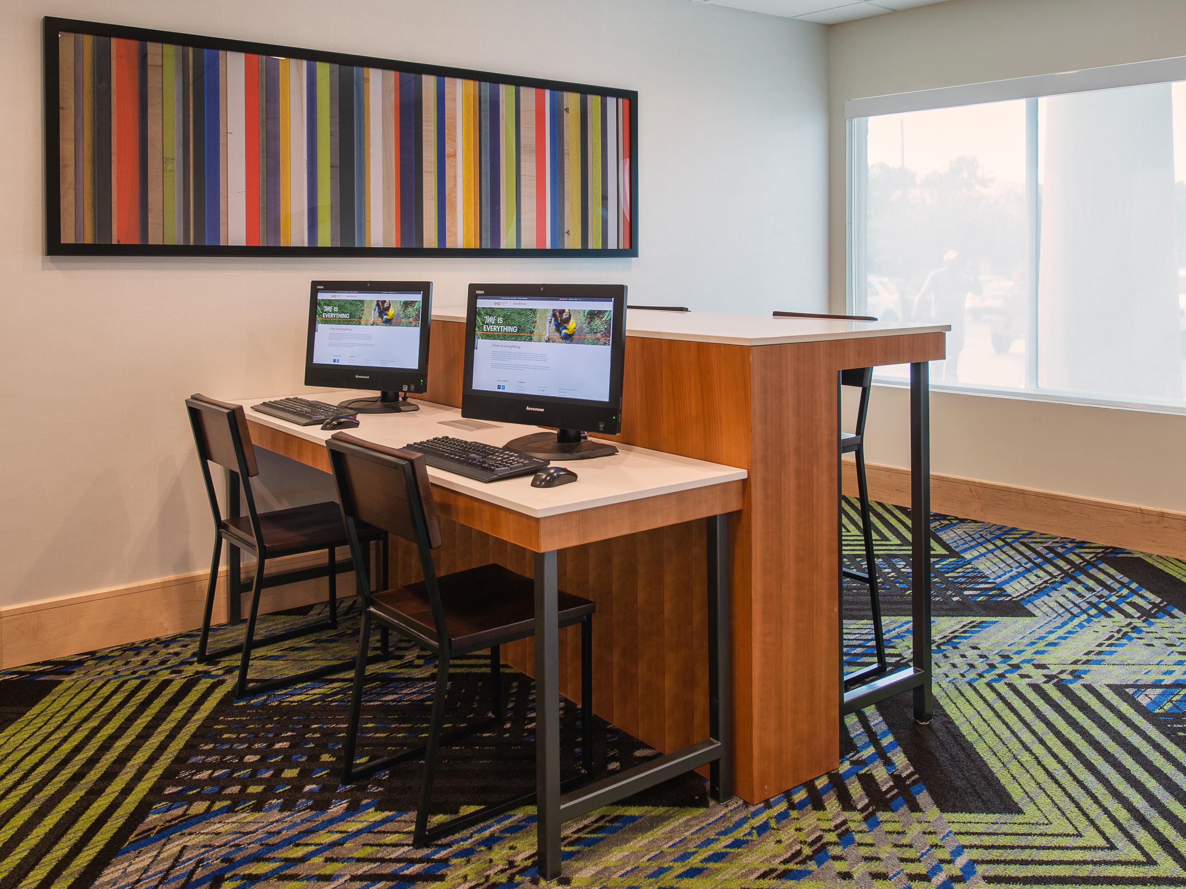 Our hotel near the University of South Carolina features exceptional amenities to ensure your stay is comfortable and convenient. Take advantage of free Wi-Fi, a hot breakfast, and our on-site fitness center.