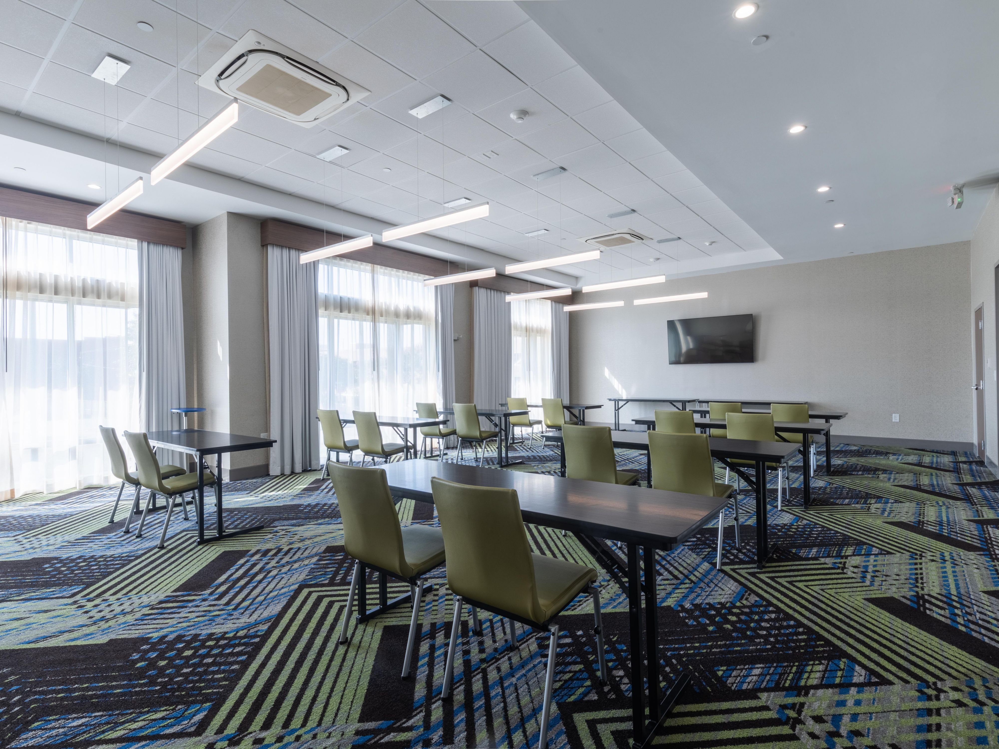 Host a small conference, a family gathering, or a business training at our events venue in Columbia. With space for 50 guests, modern A/V equipment, and help in coordinating catering, we’ll make sure your event goes smoothly! 