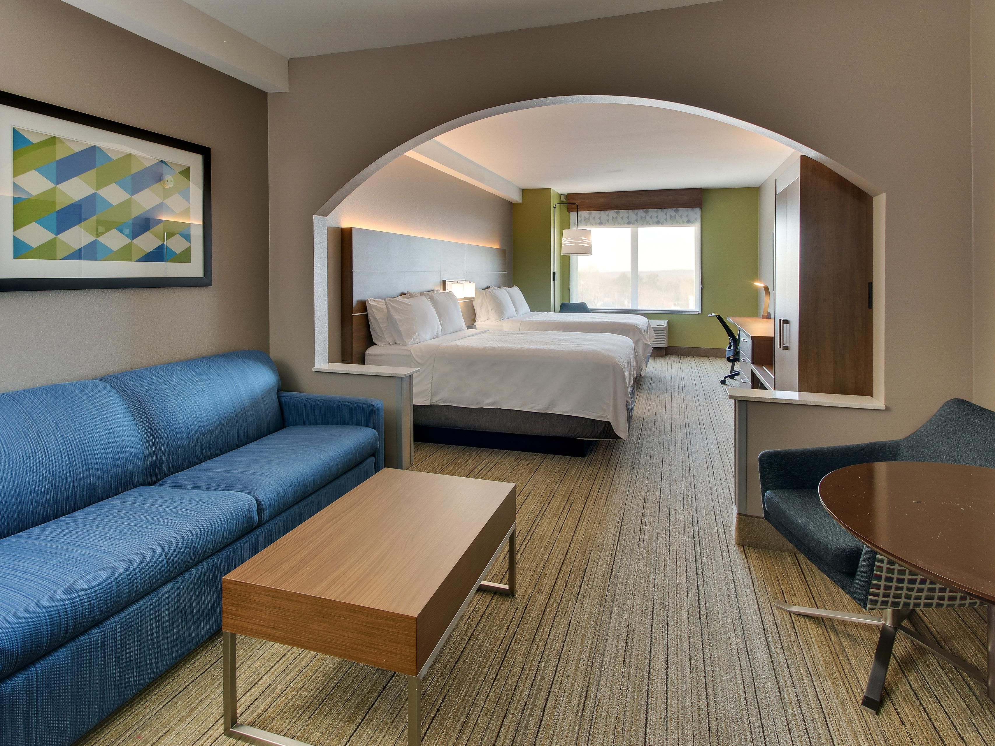 Two Queen Suite - Holiday Inn Express Columbus - Ft. Moore, GA