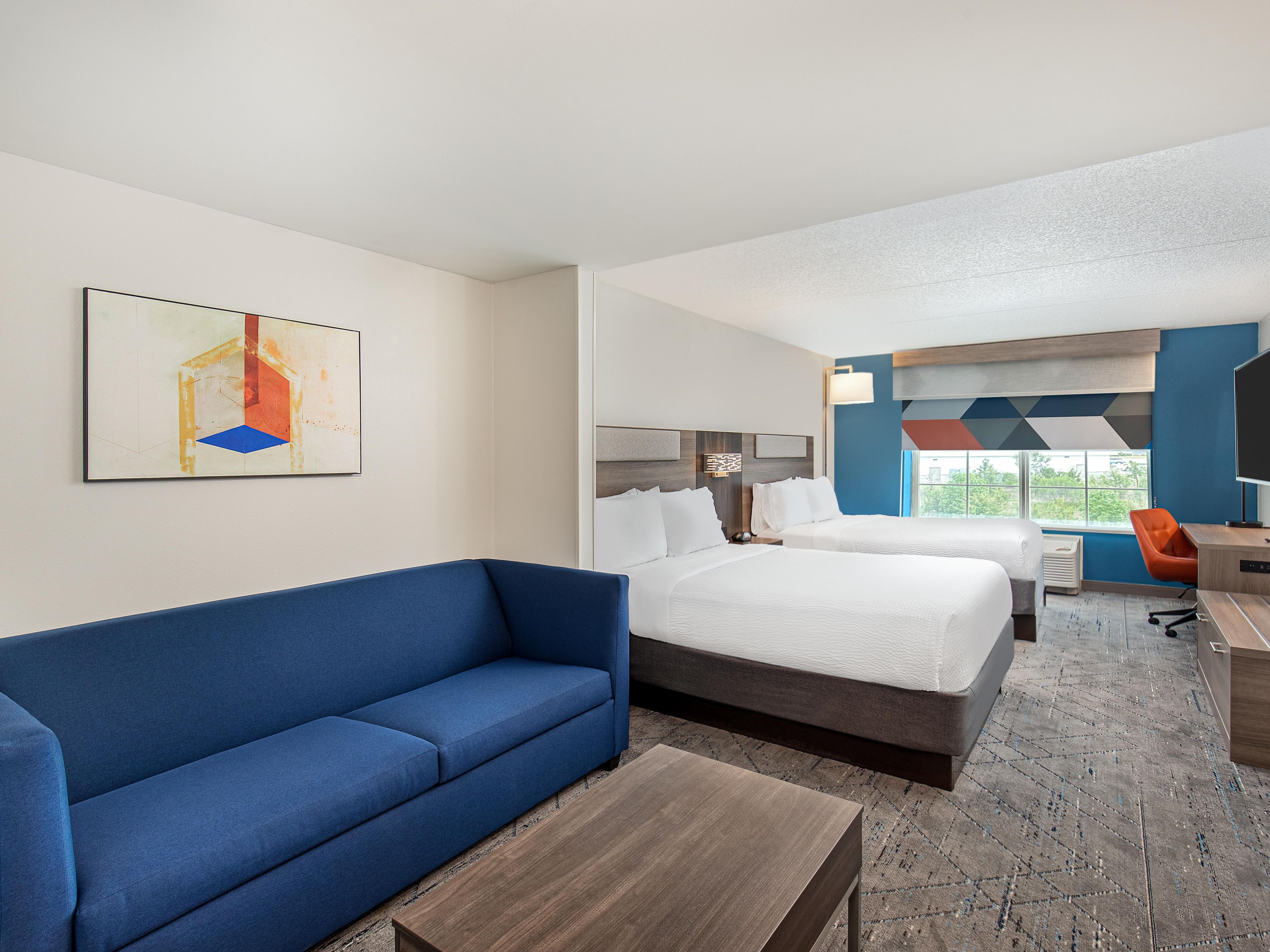 Two Queen Suite with Queen Size Sleeper Sofa