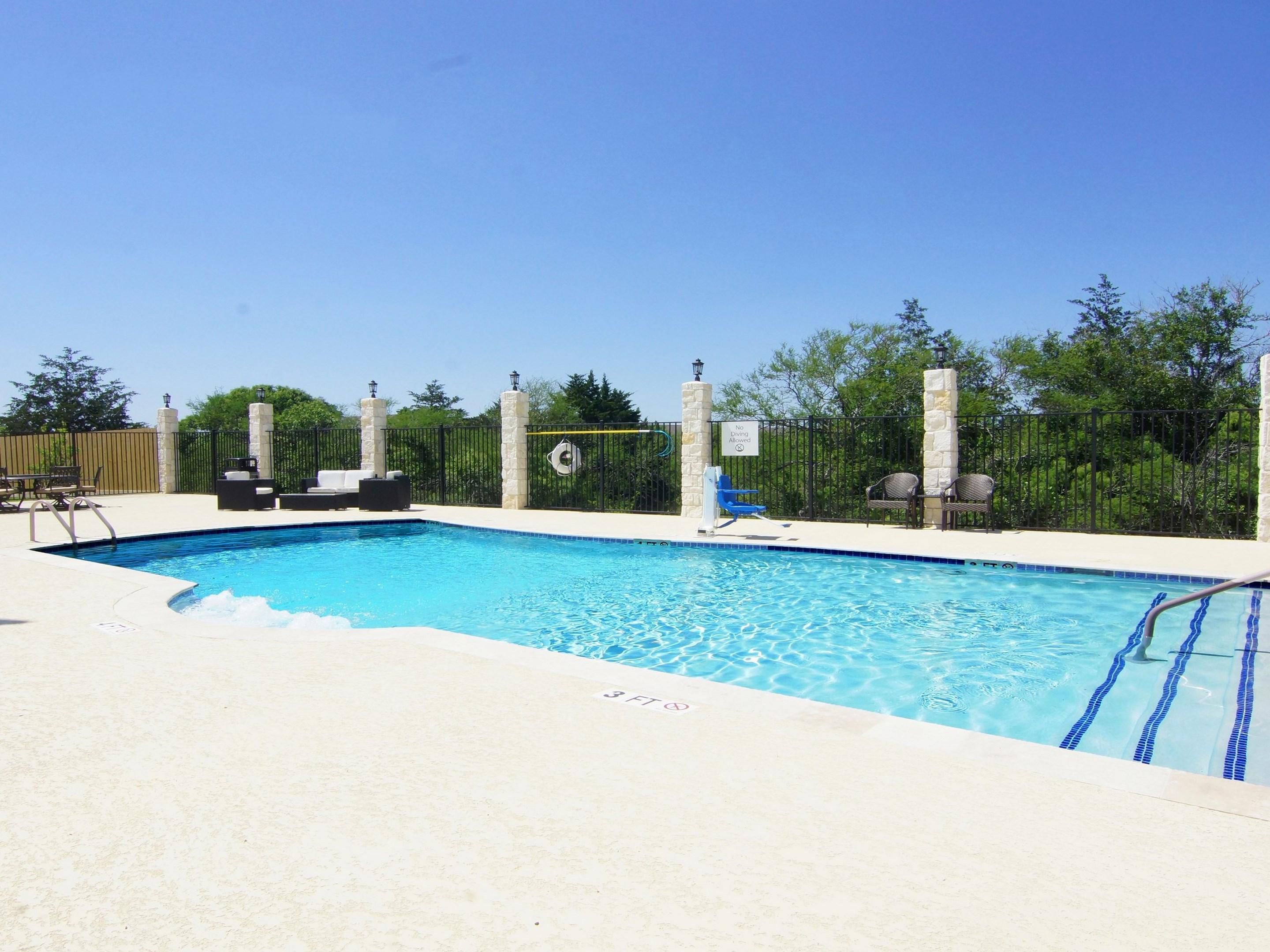 Pool at Holiday Inn Express & Suites Cuero