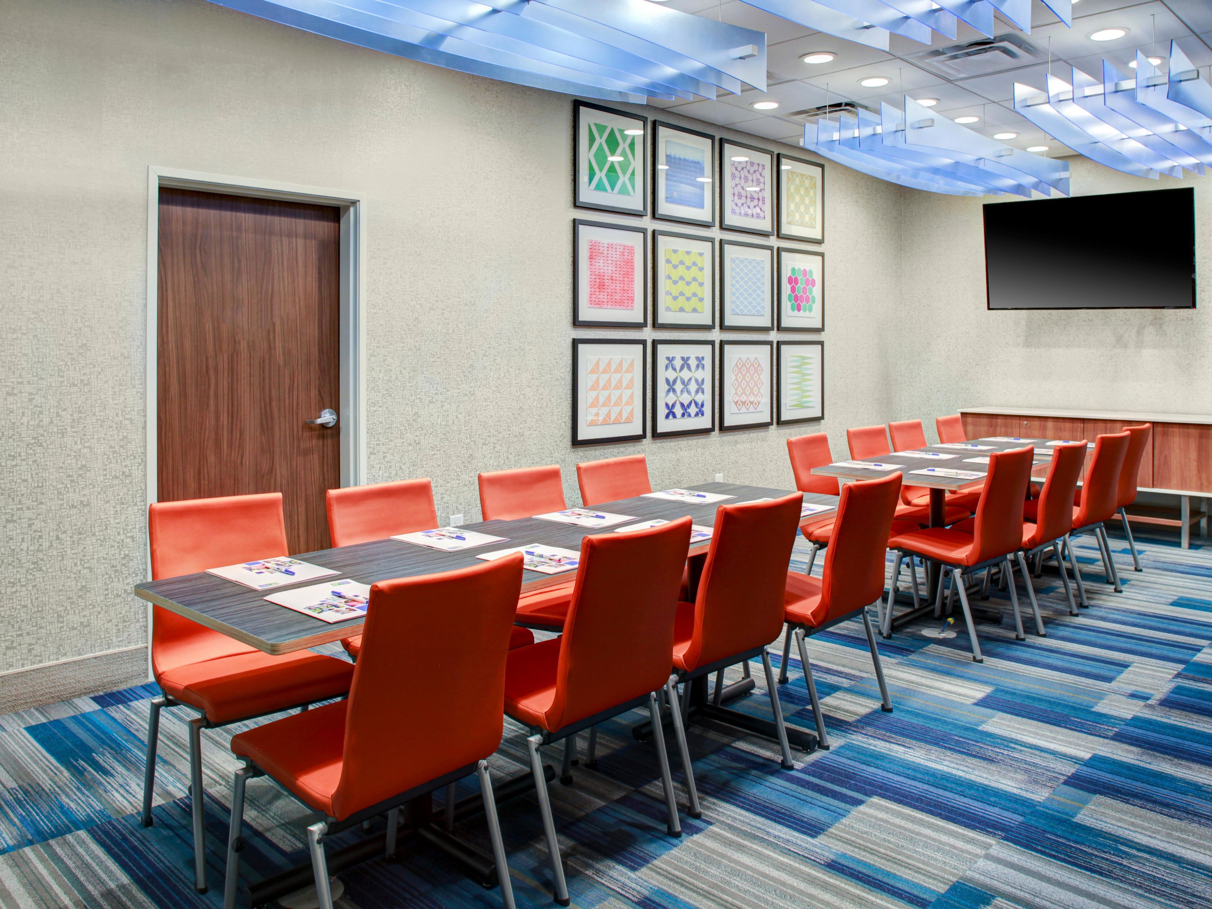 Our spacious board room will comfortably host up to 25 guests for your next corporate training or business meeting. We have the latest AV equipment available and food and beverage services can be prepared in advance so your meeting can run flawlessly. Our team is ready and available to take care of all of the details, so you don't have to. 