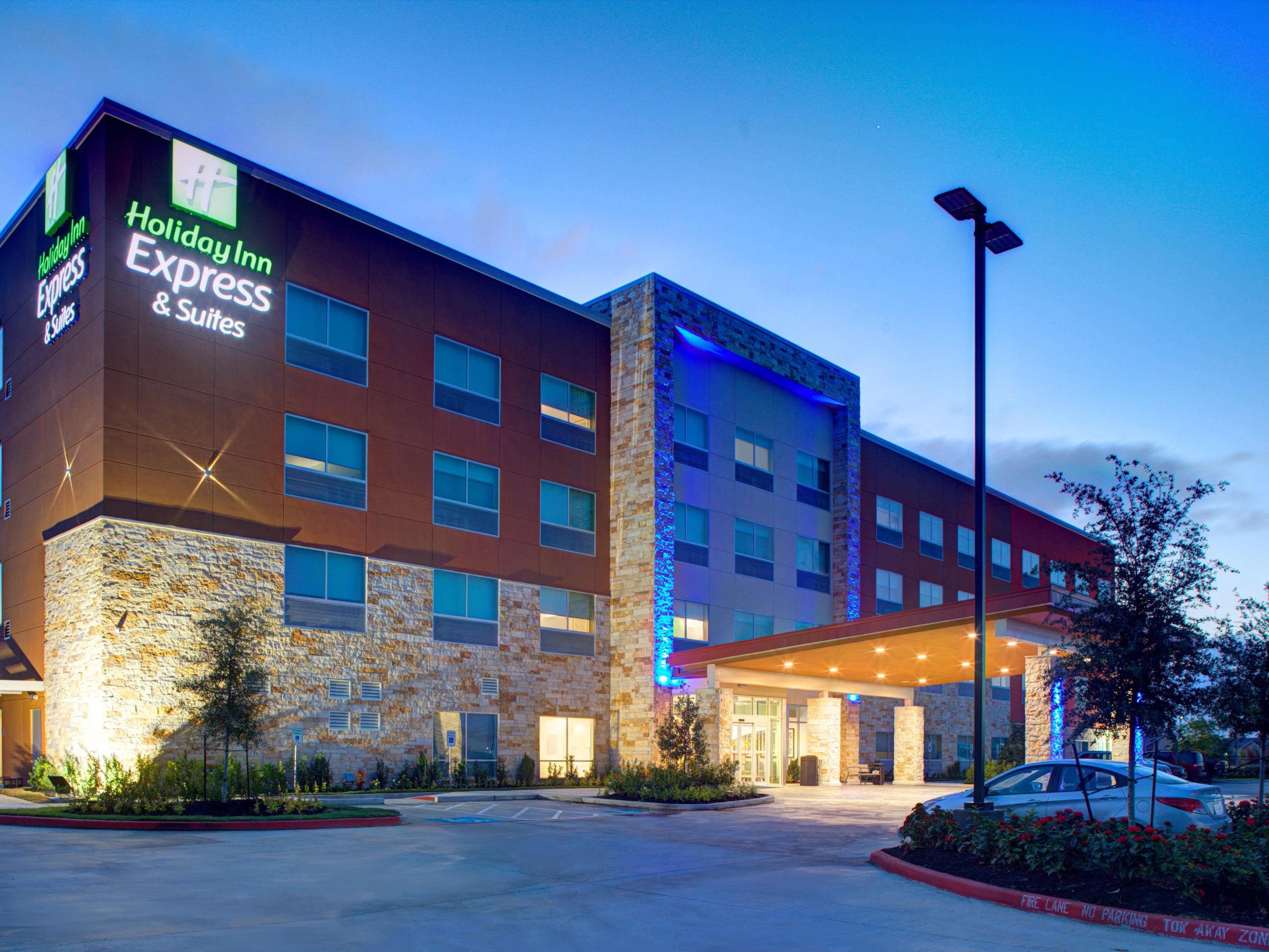 Holiday Inn Express & Suites Houston NW-Cypress Grand Pky Hotel