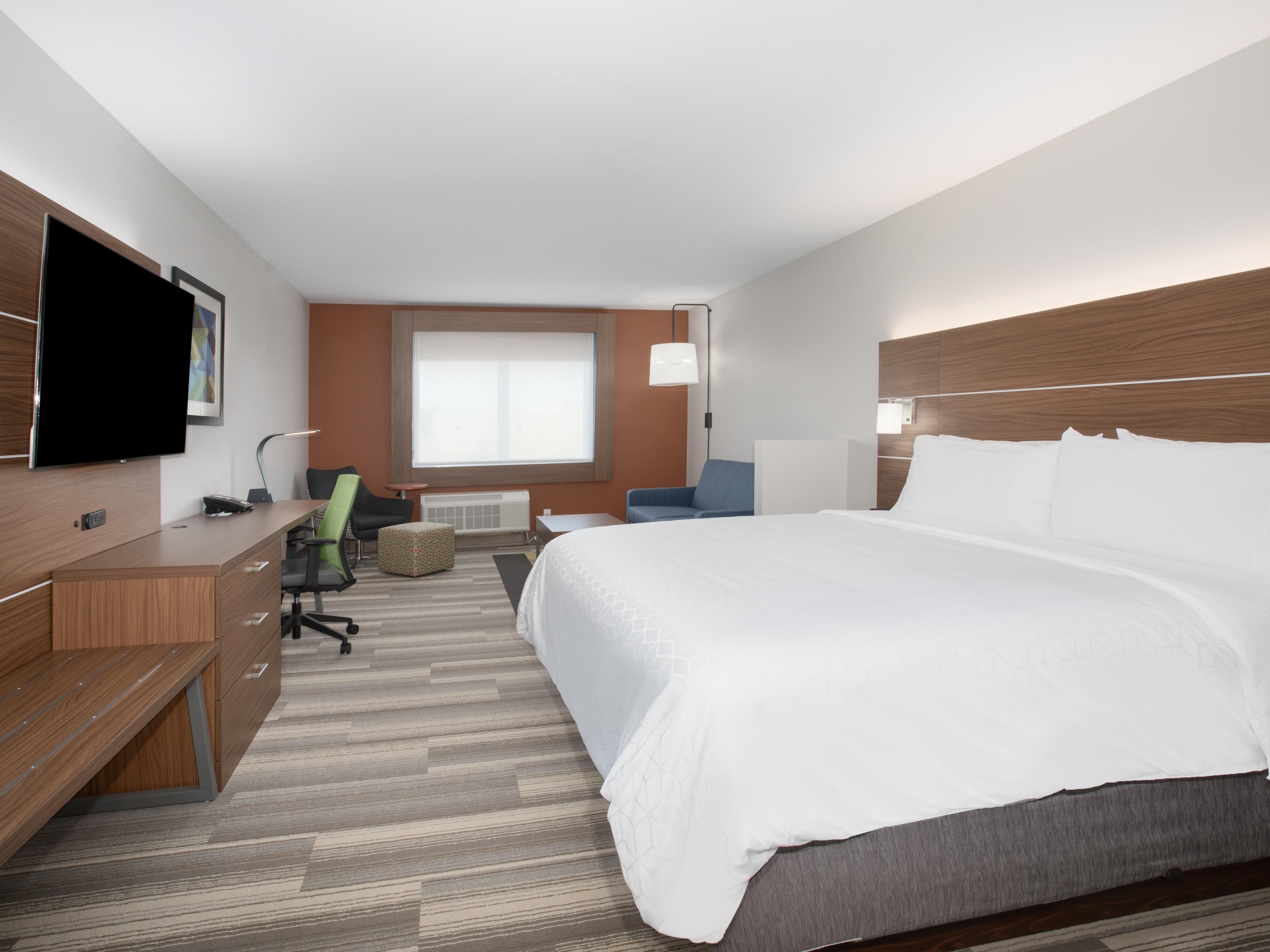 Always living the SUITE life in our luxury King Rooms! 