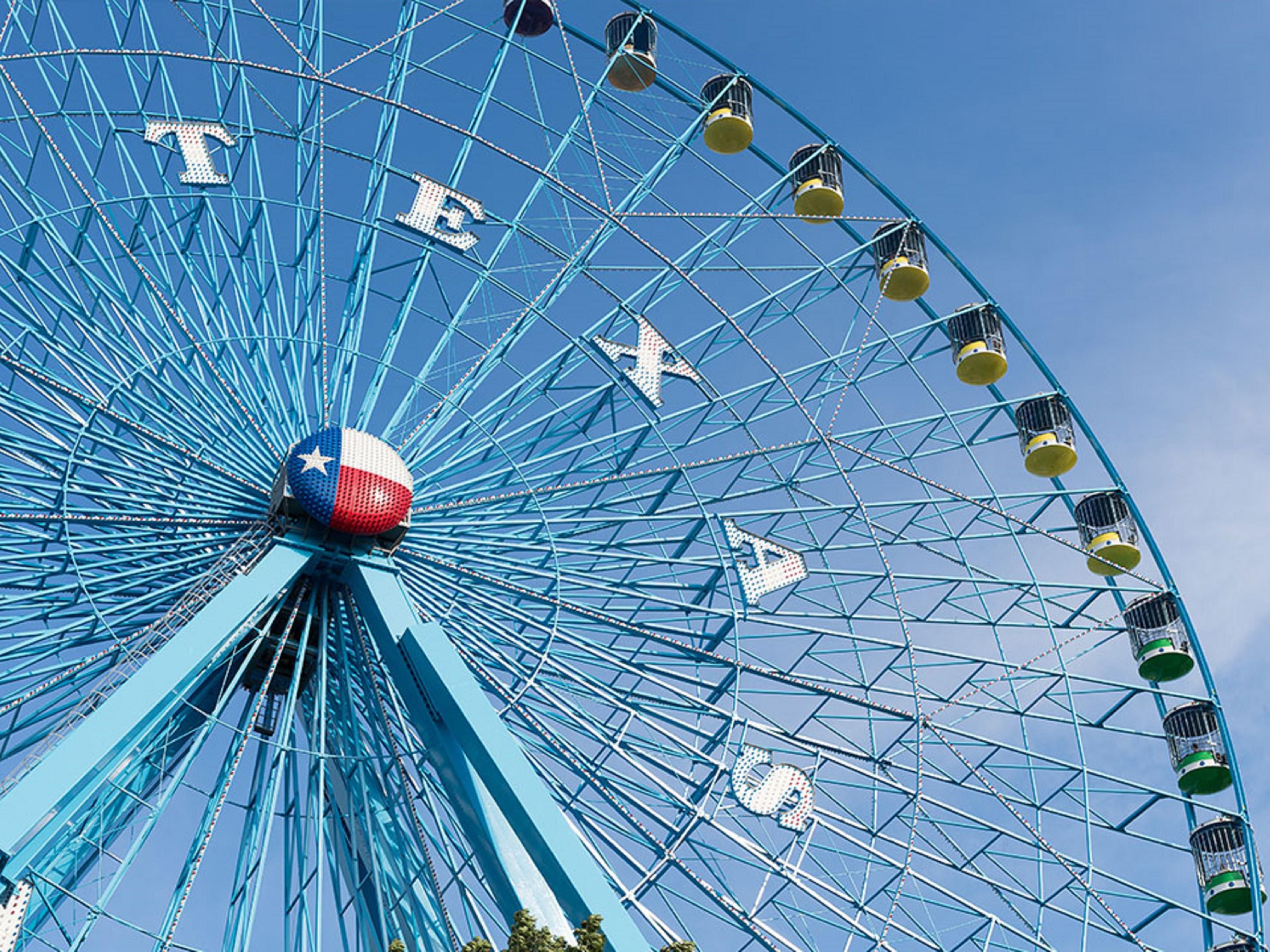 They say everything’s bigger in Texas, and our annual State Fair is no exception! From the famous Fletcher’s corny dog to the Texas Star Ferris wheel, the fair brings 24 days of family fun and entertainment to Dallas every fall.