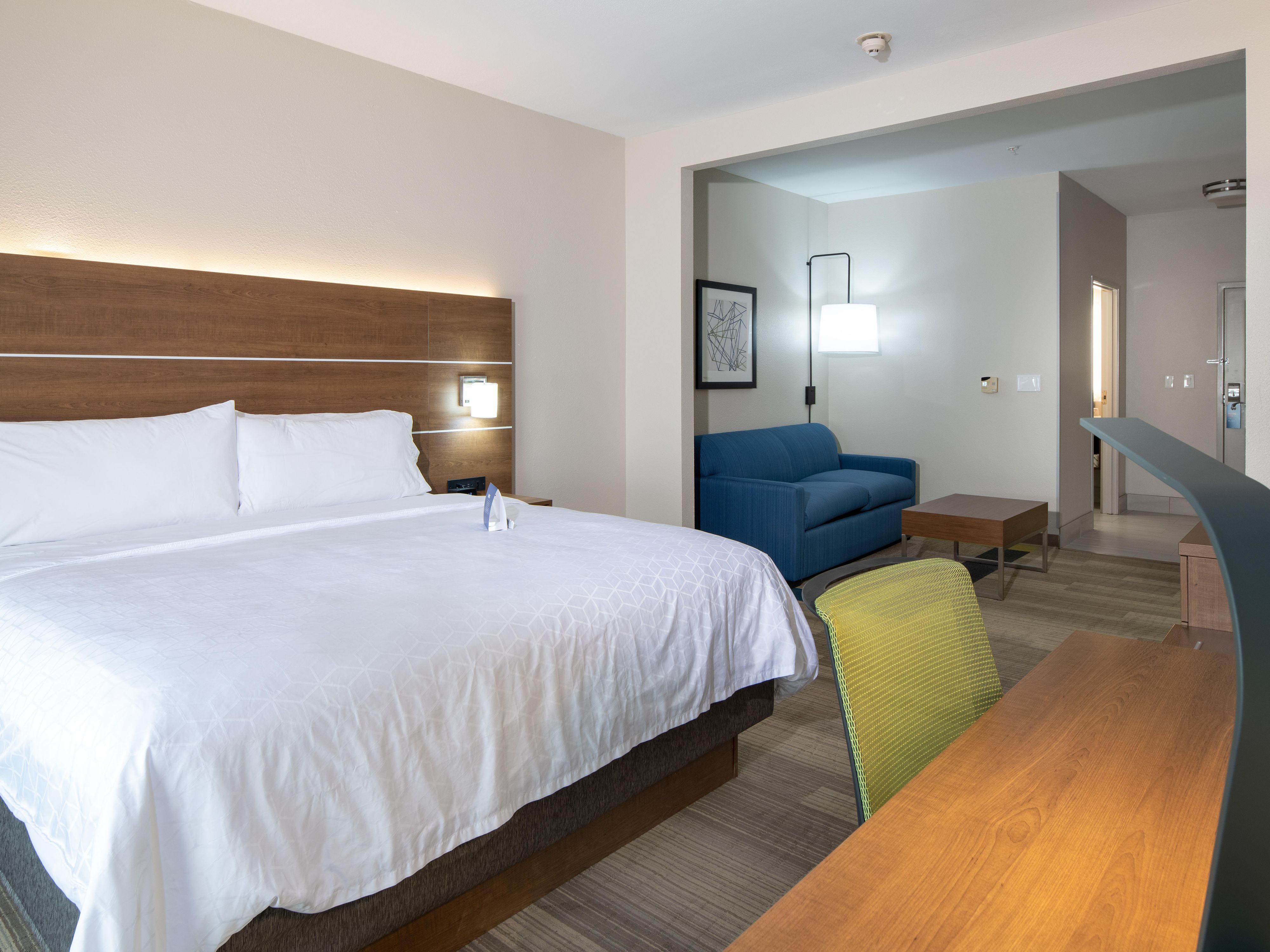 If you’re looking for extra space book our King Suite Room.