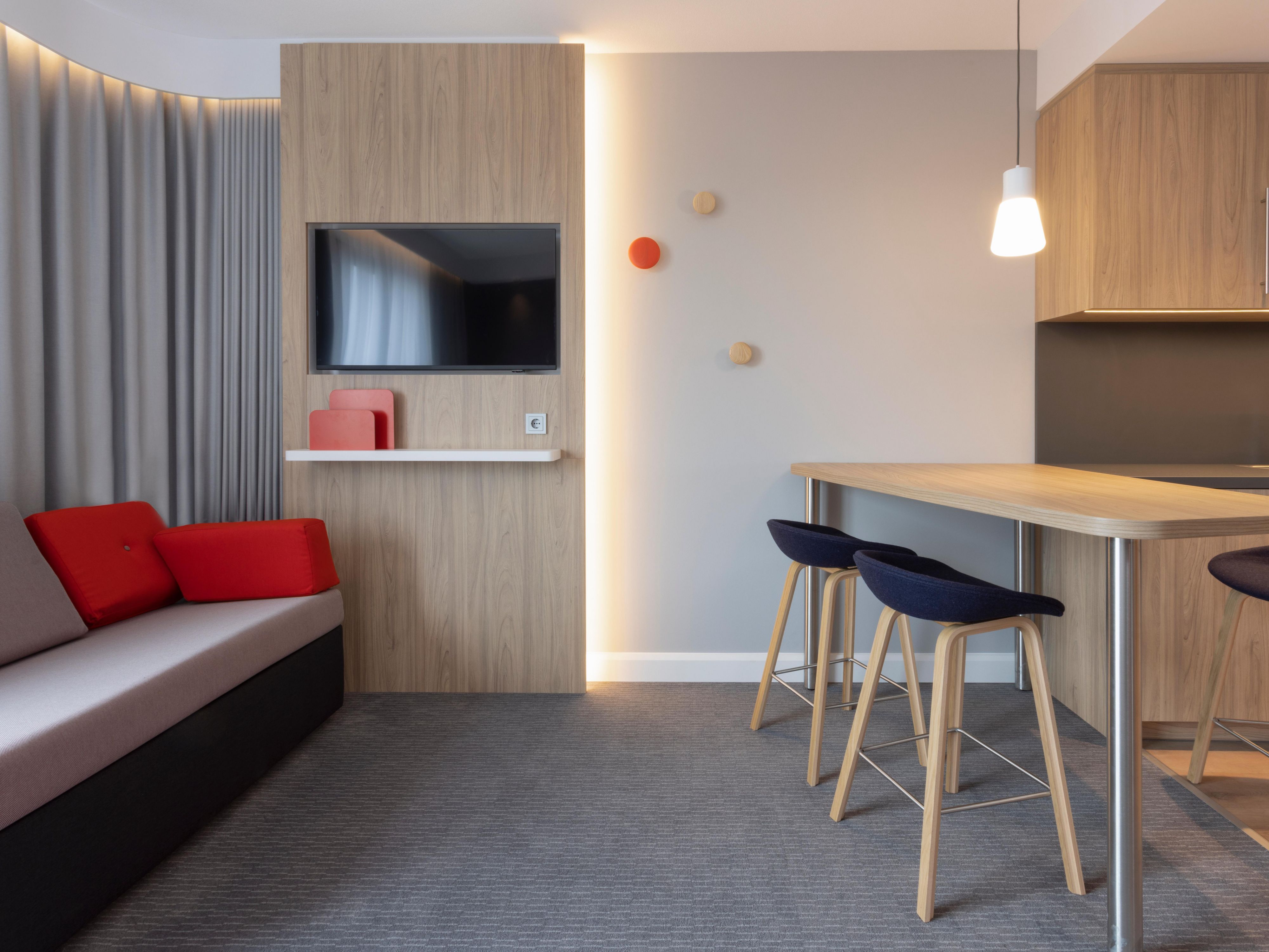 Our suites include an additional living and dining and kitchenette area, featuring a microwave and a minifridge.