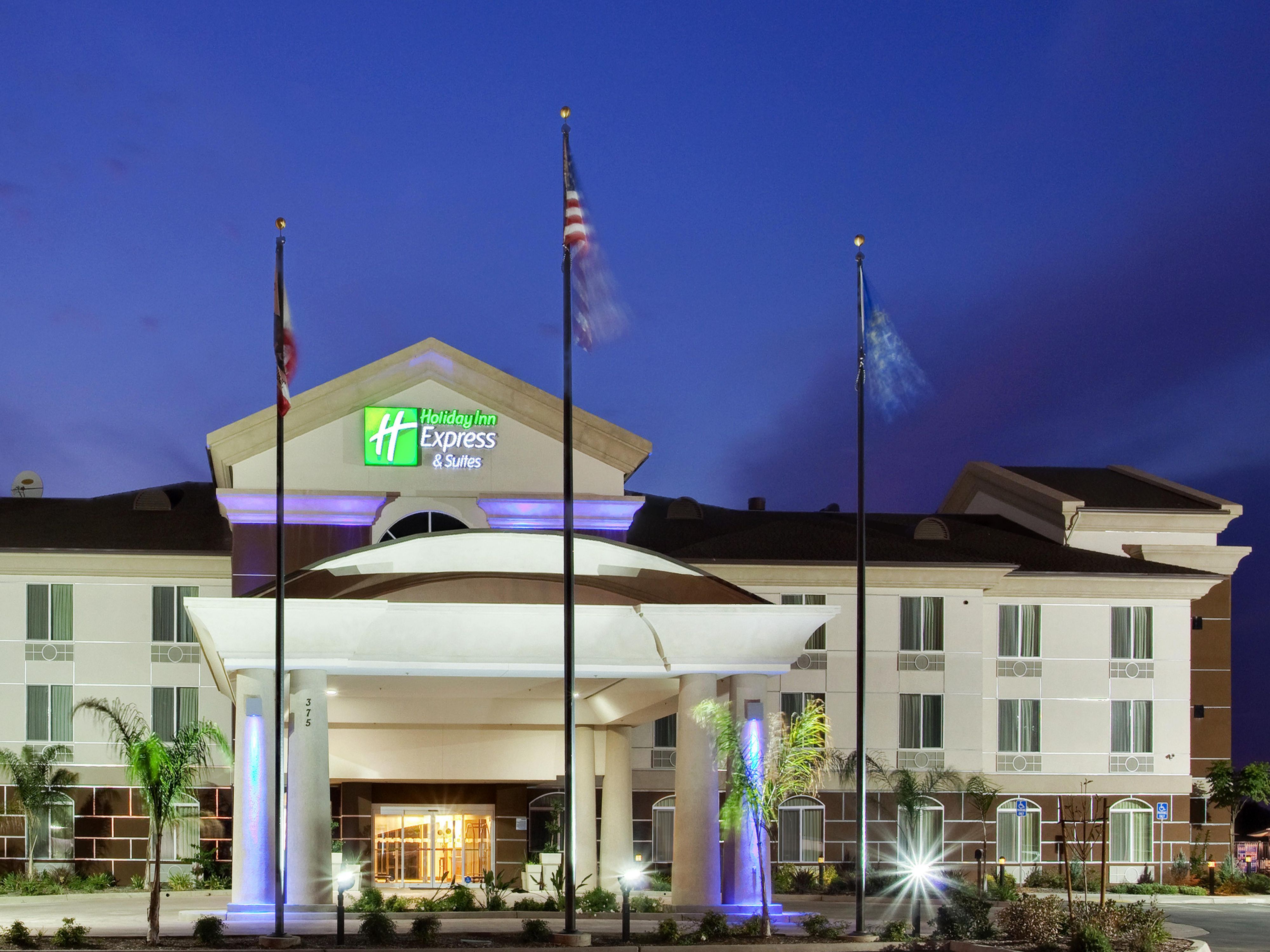 Welcome to Holiday Inn Express & Suites Dinuba West hotel!