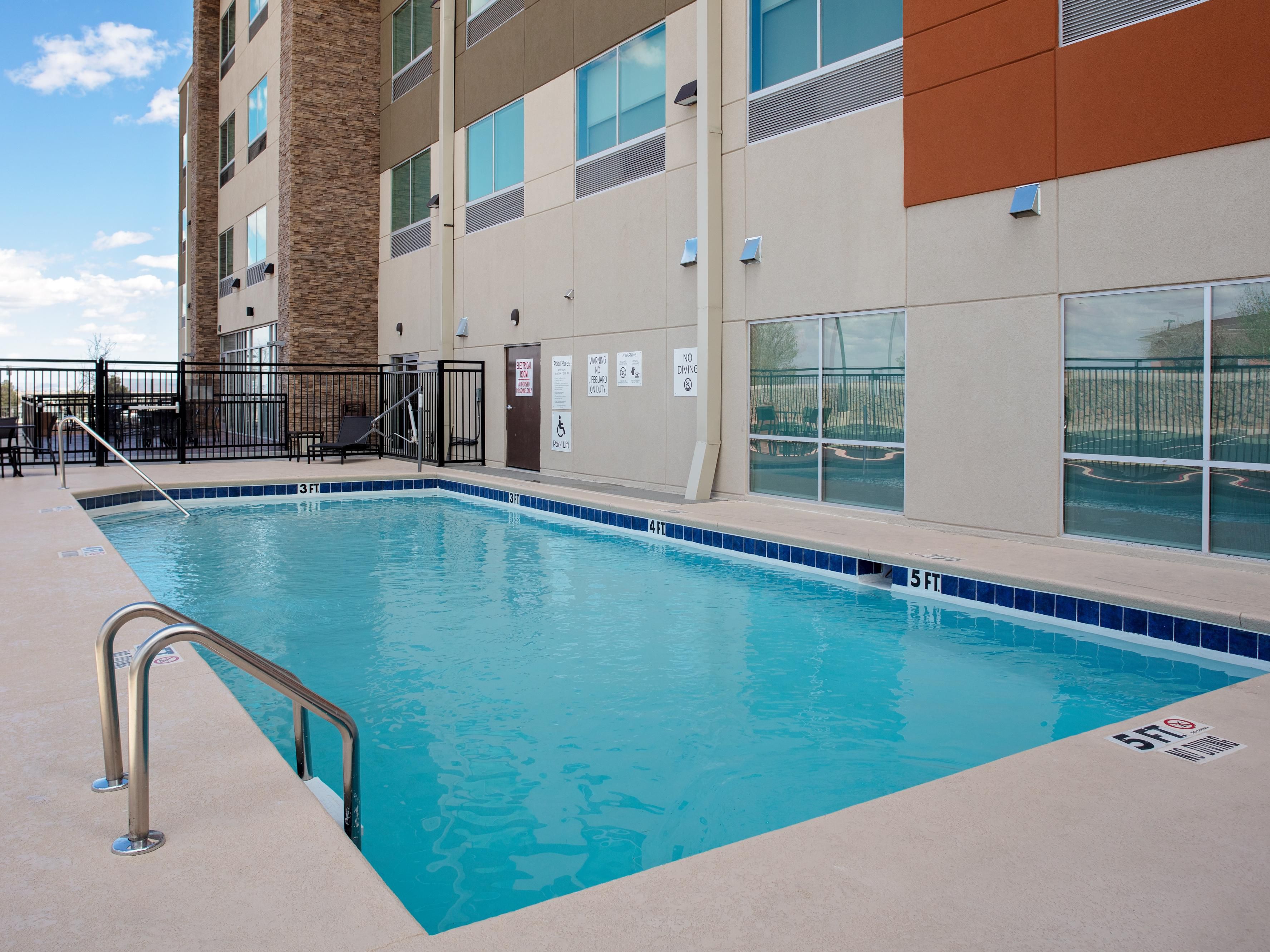 Outdoor Swimming Pool