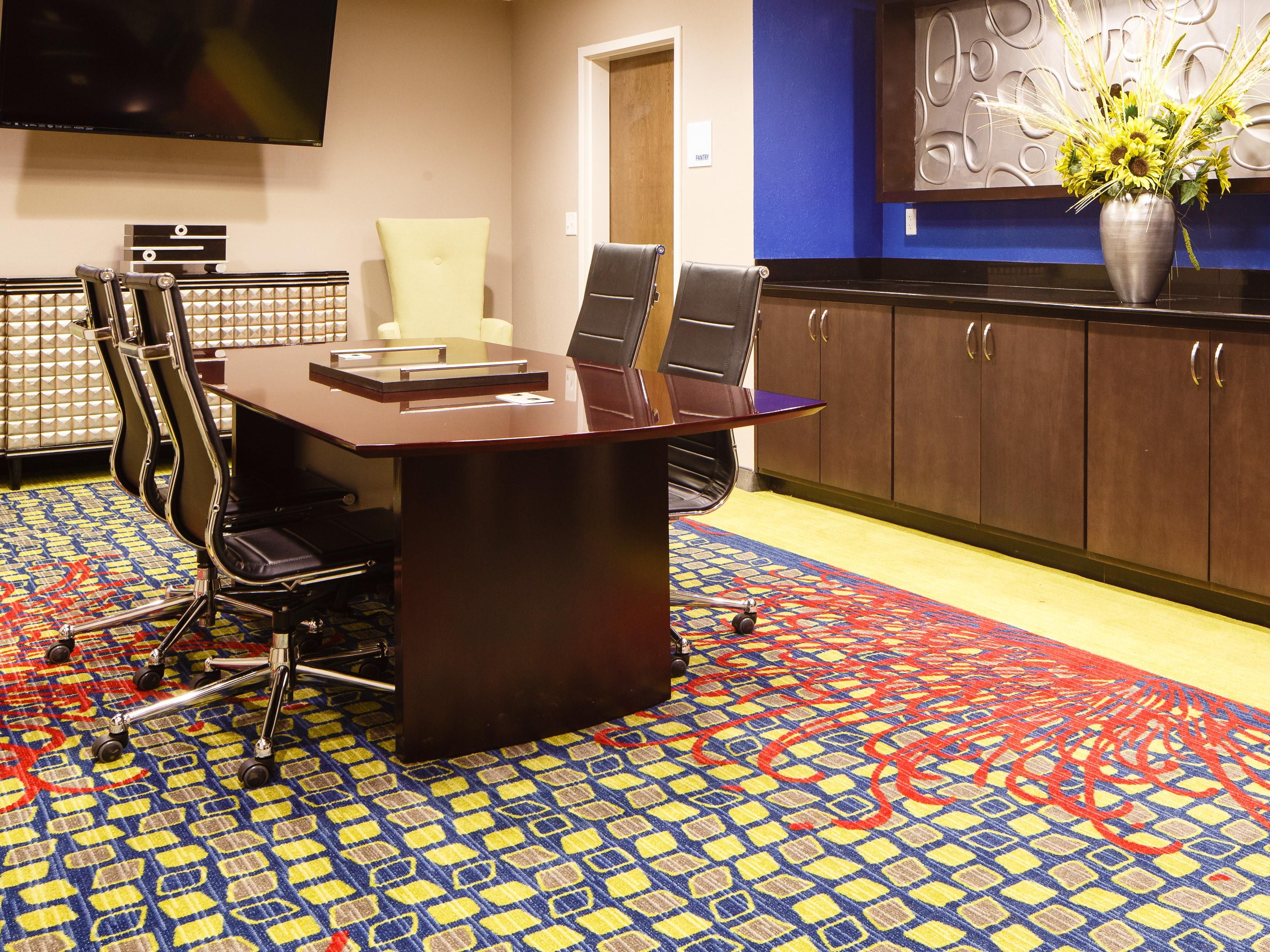 Meeting room rental available for up to 15. Guest are able to bring in their own food and beverage or catering company. Please call or email the hotel for more details at 405-889-3429
