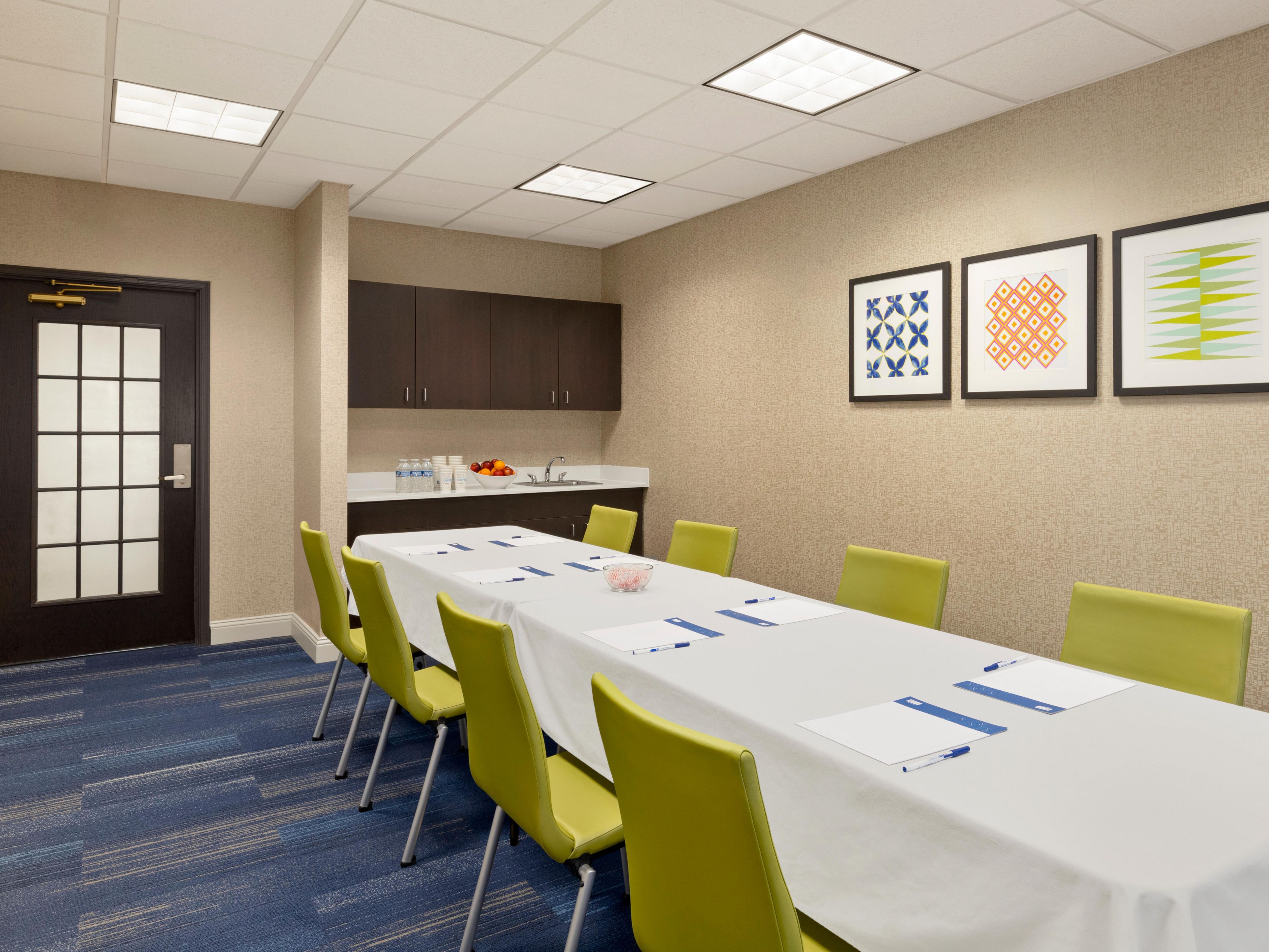Host a formal business meeting in our small-scale meeting space which can accommodate up to 12 people for conference-style and classroom-style seating, and 25 for classroom-style. Contact our sales office for your next event.