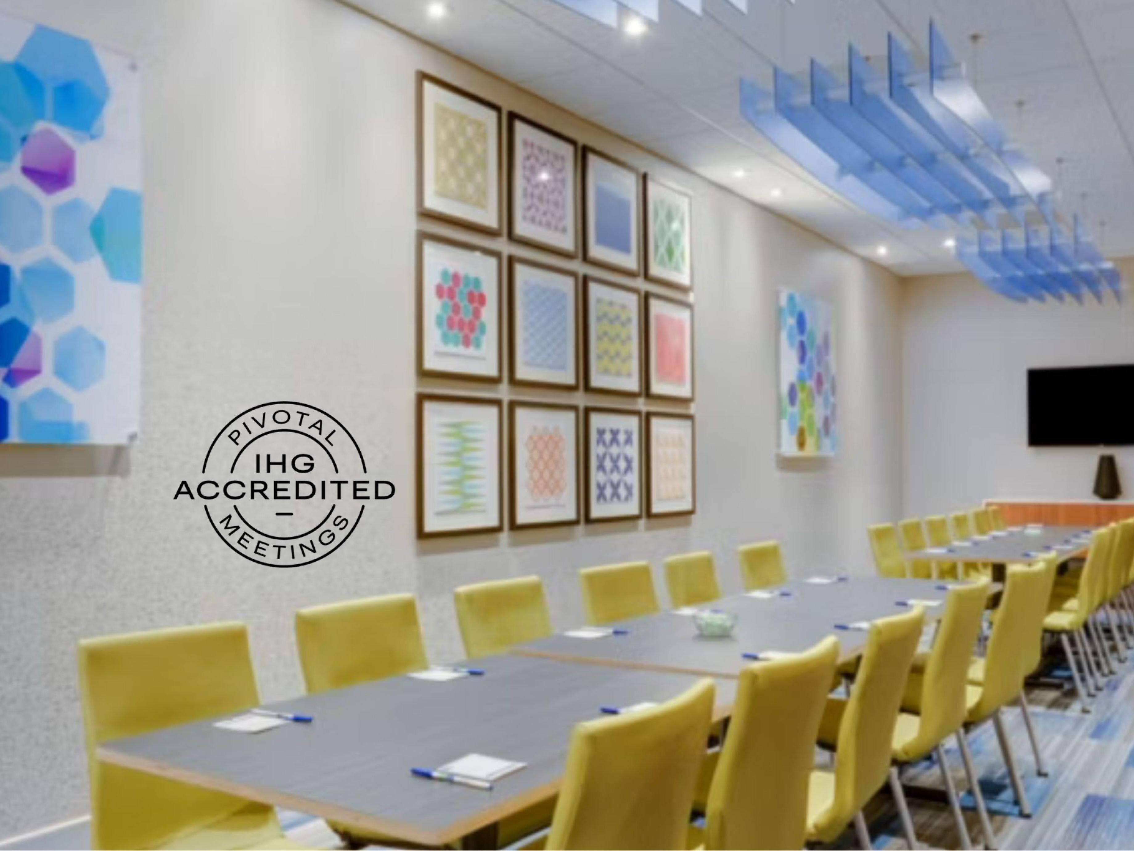 The IHG Pivotal Meetings hotel seal means this hotel has exceeded standards in guest and planner satisfaction, has new or renovated meeting space, and catering expertise. 
