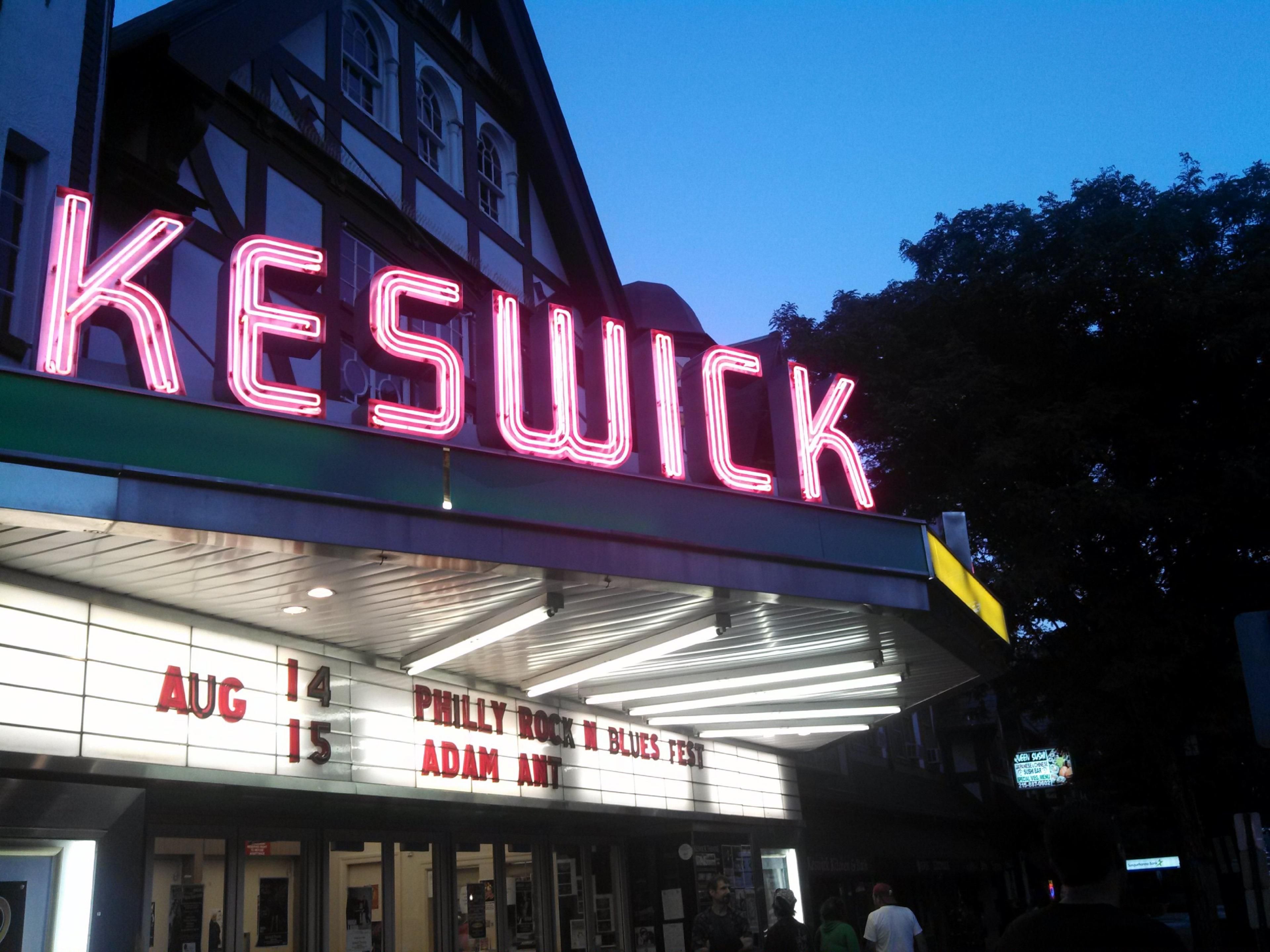 Situated off the PA Turnpike and near Center City Philadelphia, our hotel is your gateway to the area's best attractions. Shop at the King of Prussia Mall and explore historic sites like Valley Forge and Fort Washington State Park. For family fun, visit Elmwood Zoo or catch a live show at the Keswick Theatre.
