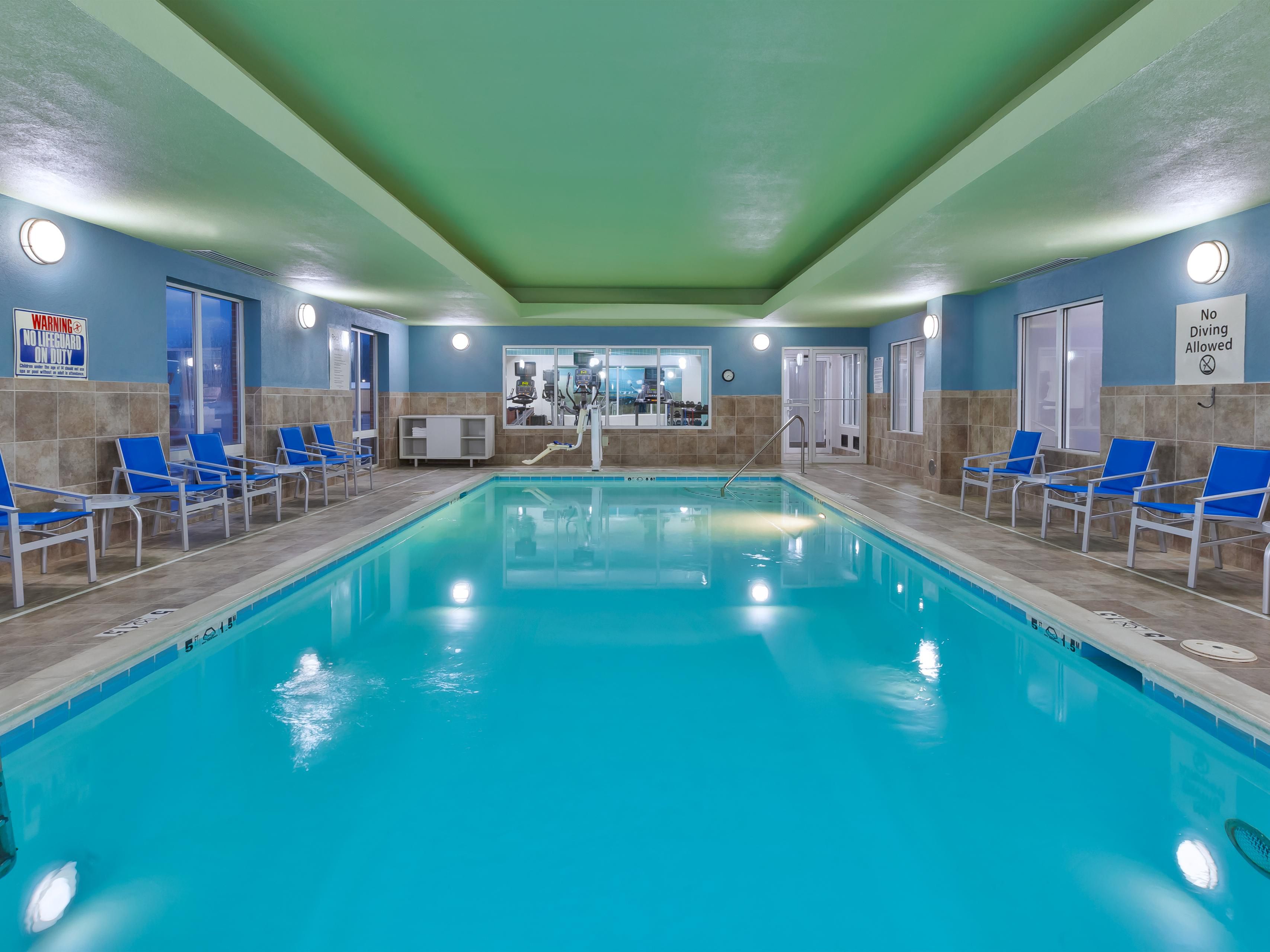 Take a refreshing dip in our heated indoor pool, open daily from 10 AM to 10 PM. Whether you're looking to swim a few laps or relax and unwind, it’s the perfect spot to recharge and enjoy some downtime during your stay in Franklin, OH. Since it's indoors and heated, you can enjoy it year-round, even during the chilly Ohio fall and winter months.