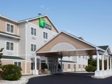 Holiday Inn Express & Suites Freeport - Brunswick Area in Portland, Maine