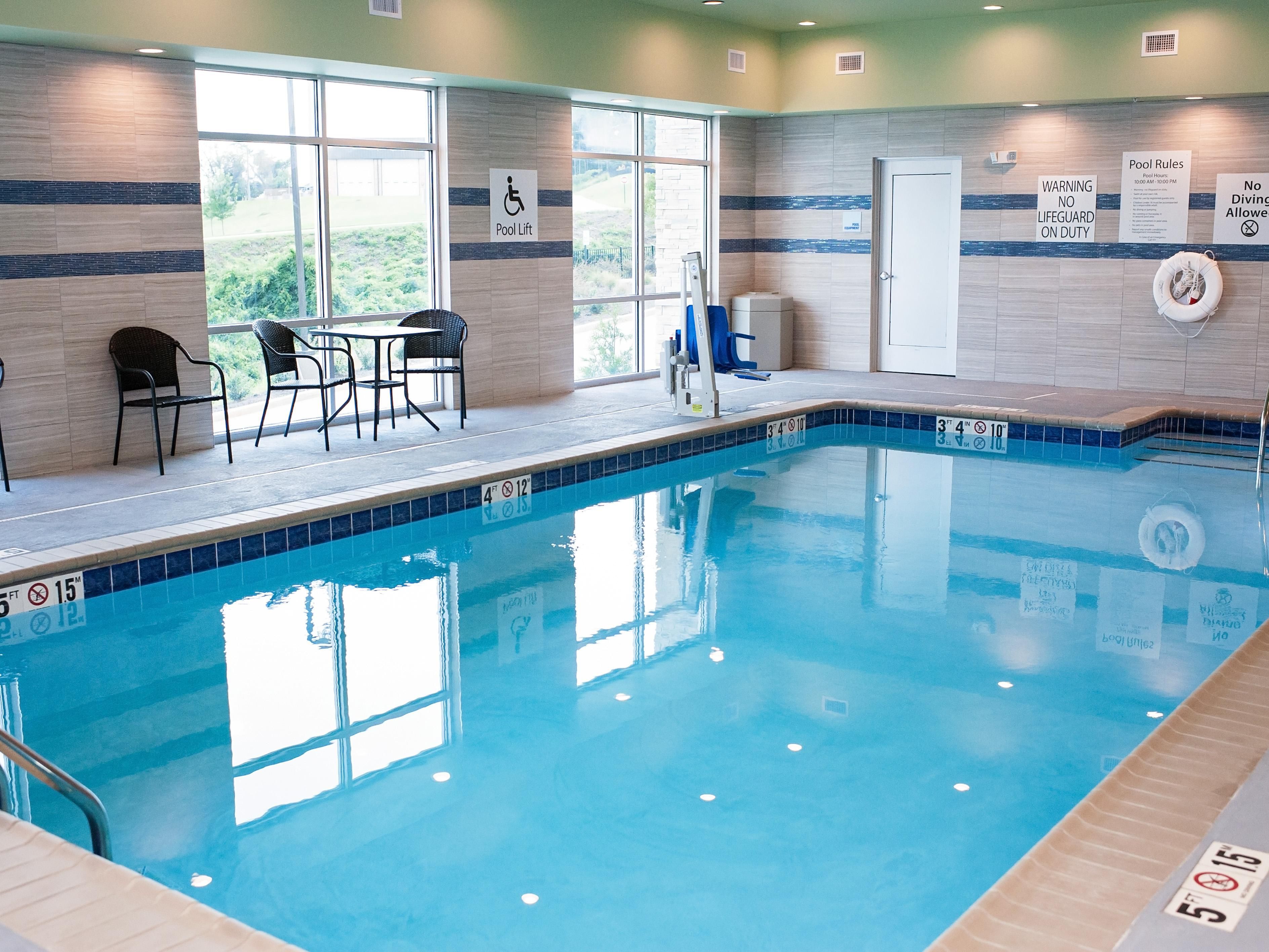 Whether it is winter or summer, our indoor pool will always be open. Enjoy a dip after a long day of sightseeing or enjoy a quick lap before heading off to work. 