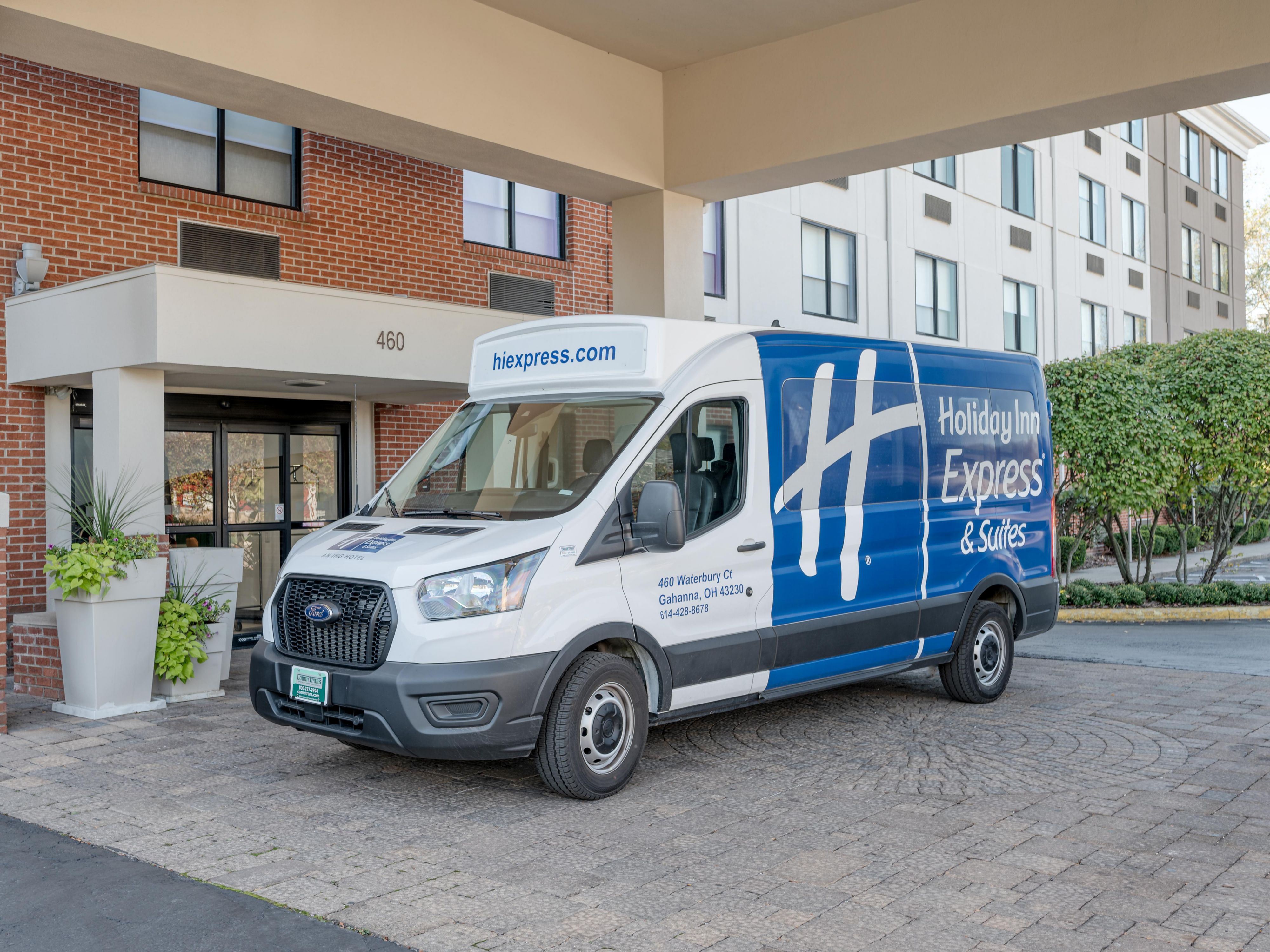 The Holiday Inn Express Columbus Airport offers a complimentary shuttle service to and from John Glenn International Airport. Shuttle service is offered Monday through Friday from 4AM through 10PM.