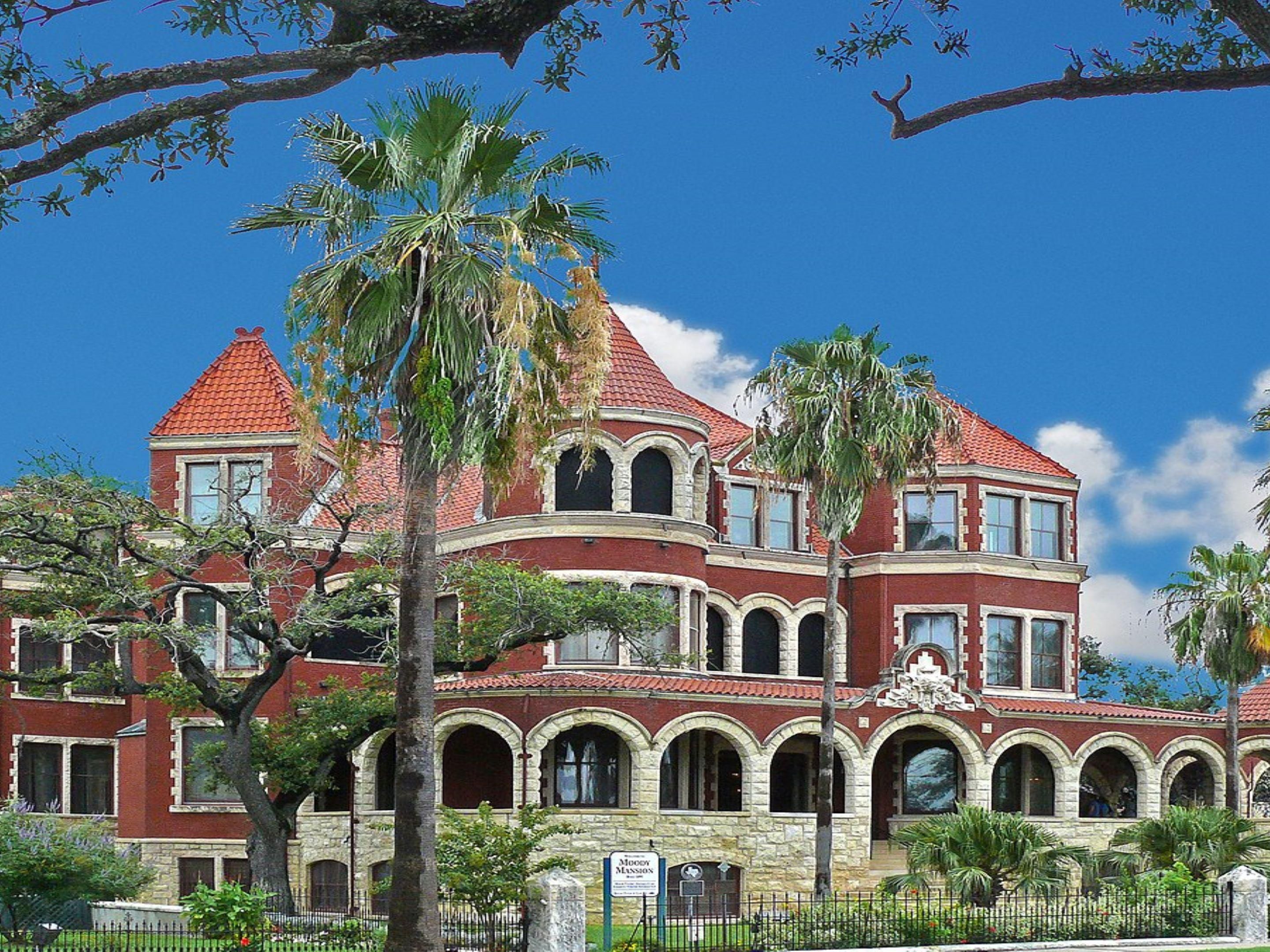 In need of a field trip? Galveston offers a plethora of unique museums: The Bryan, Texas Seaport, Ocean Star Offshore Drilling Rig and Galveston Railroad. Tour opulent mansions & explore Victorian homes, part the historical essence of the Island. Home to a number of Texas state firsts, The Grand 1894 Opera House showcases performances even today.