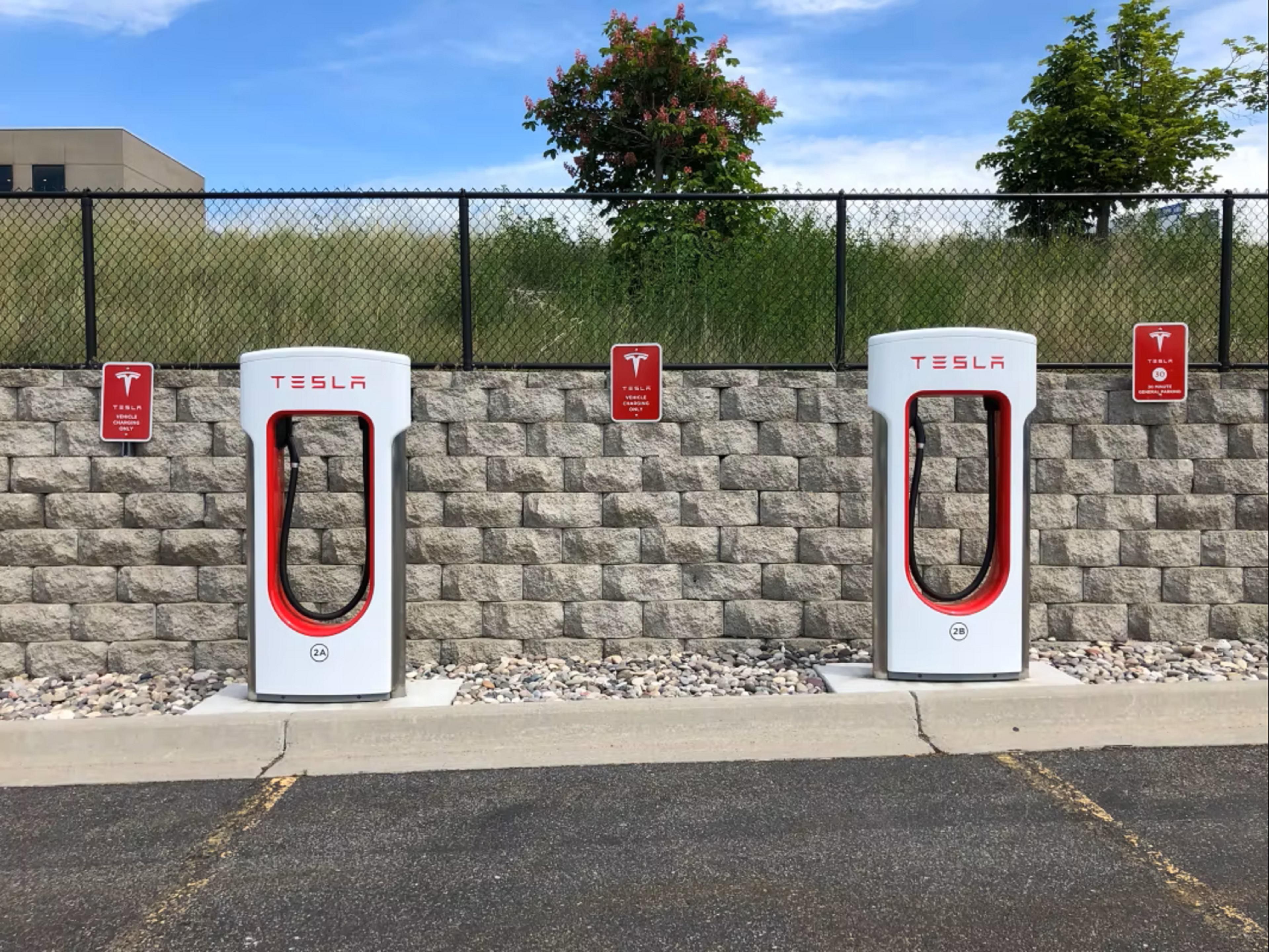 Our guests can keep their travels stress-free with convenient, complimentary EV chargers right here onsite. There’s no need to search around town or worry about finding a charging station – just plug in, unwind, and let your vehicle power up. Our Glendive hotel is committed to supporting sustainable travel. 