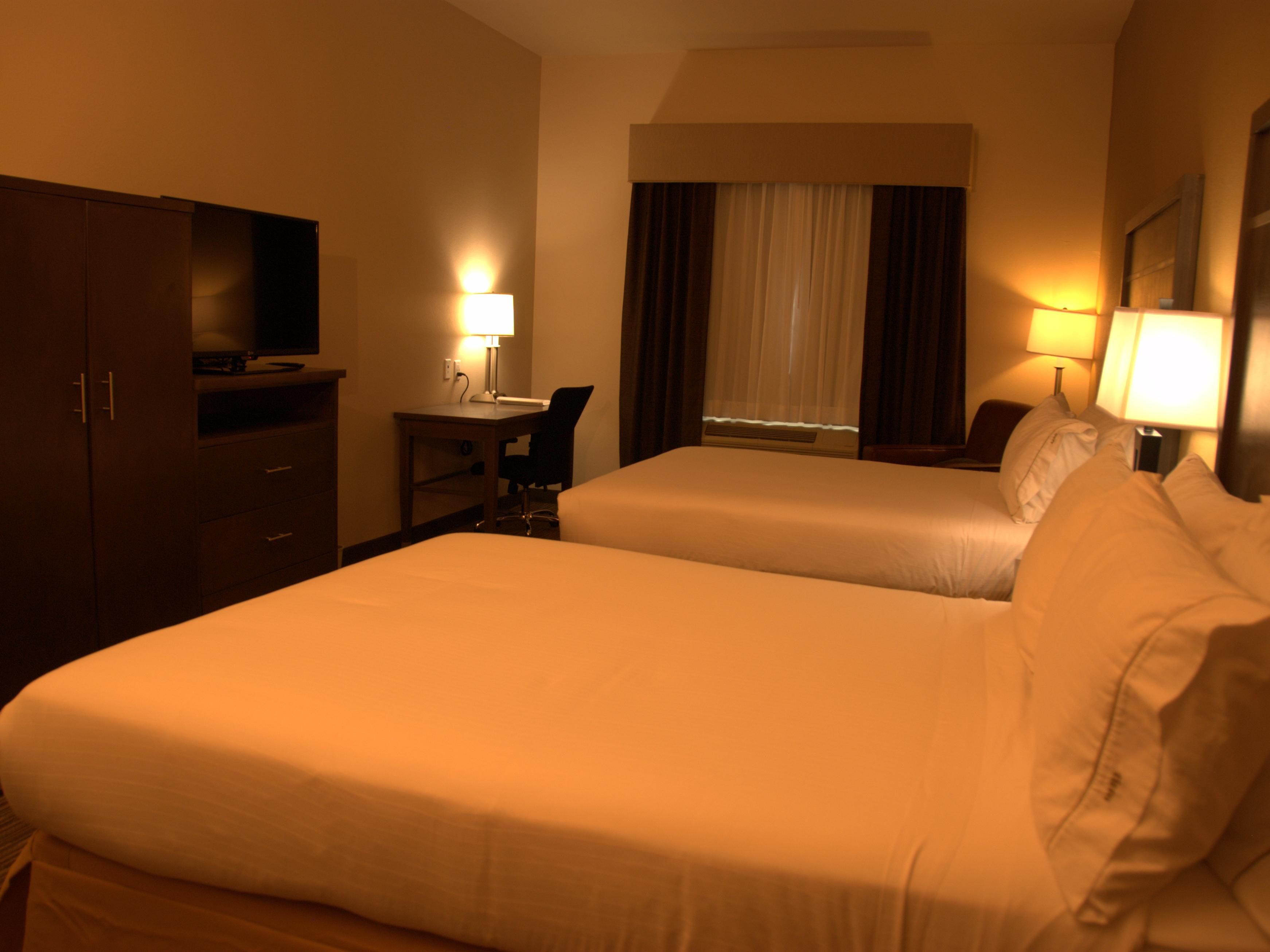 Holiday Inn Express & Suites Globe Guest Room & Suite Options