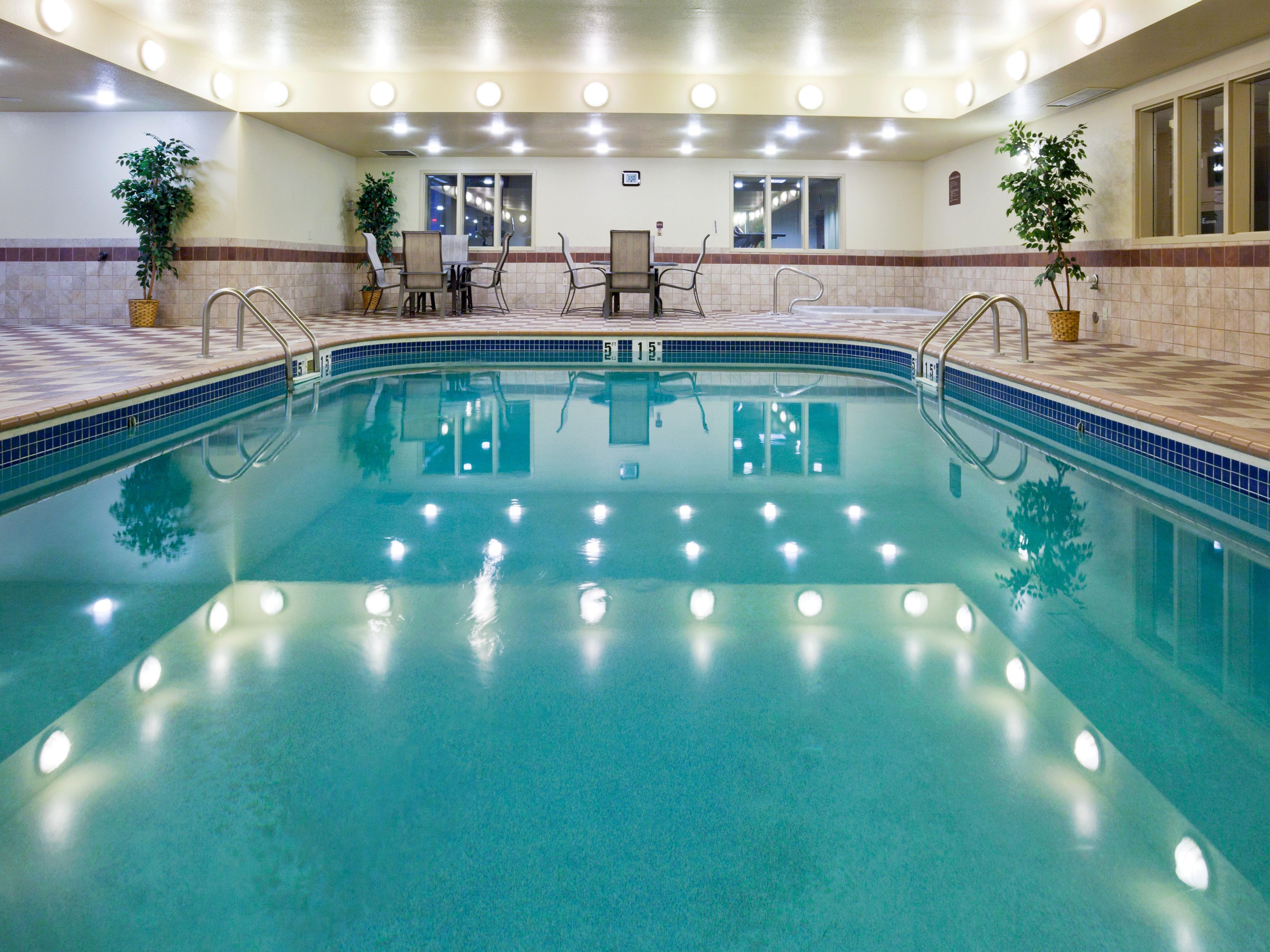 RELAX WHILE YOUR KIDS PLAY