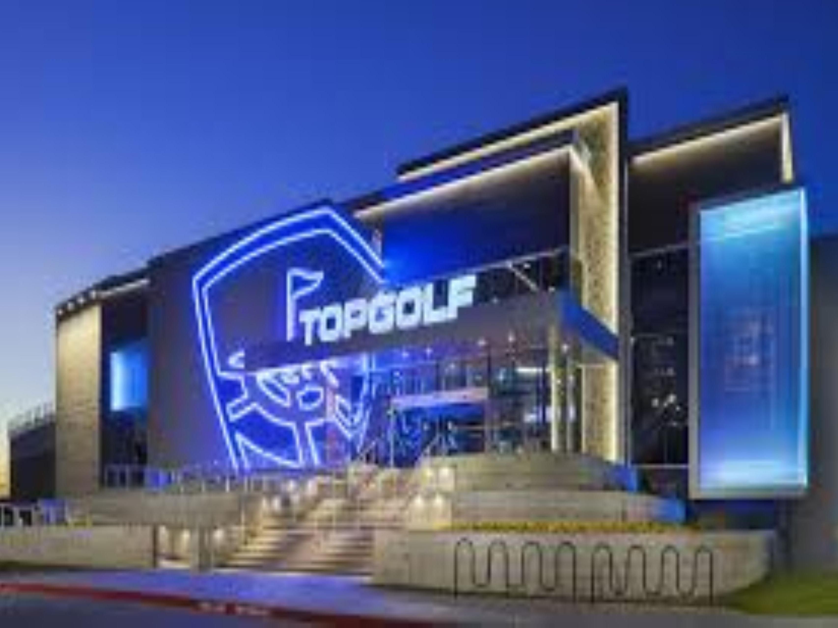 The premier entertainment destination in Greenville. And by entertainment destination, we’re talking about a place where you can come for birthday parties, bachelor or bachelorette parties, corporate events, date nights, or just a night out with friends, and everyone will have a great time. 