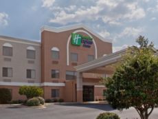 Holiday Inn Express & Suites Greenville Airport in Greenville, South Carolina