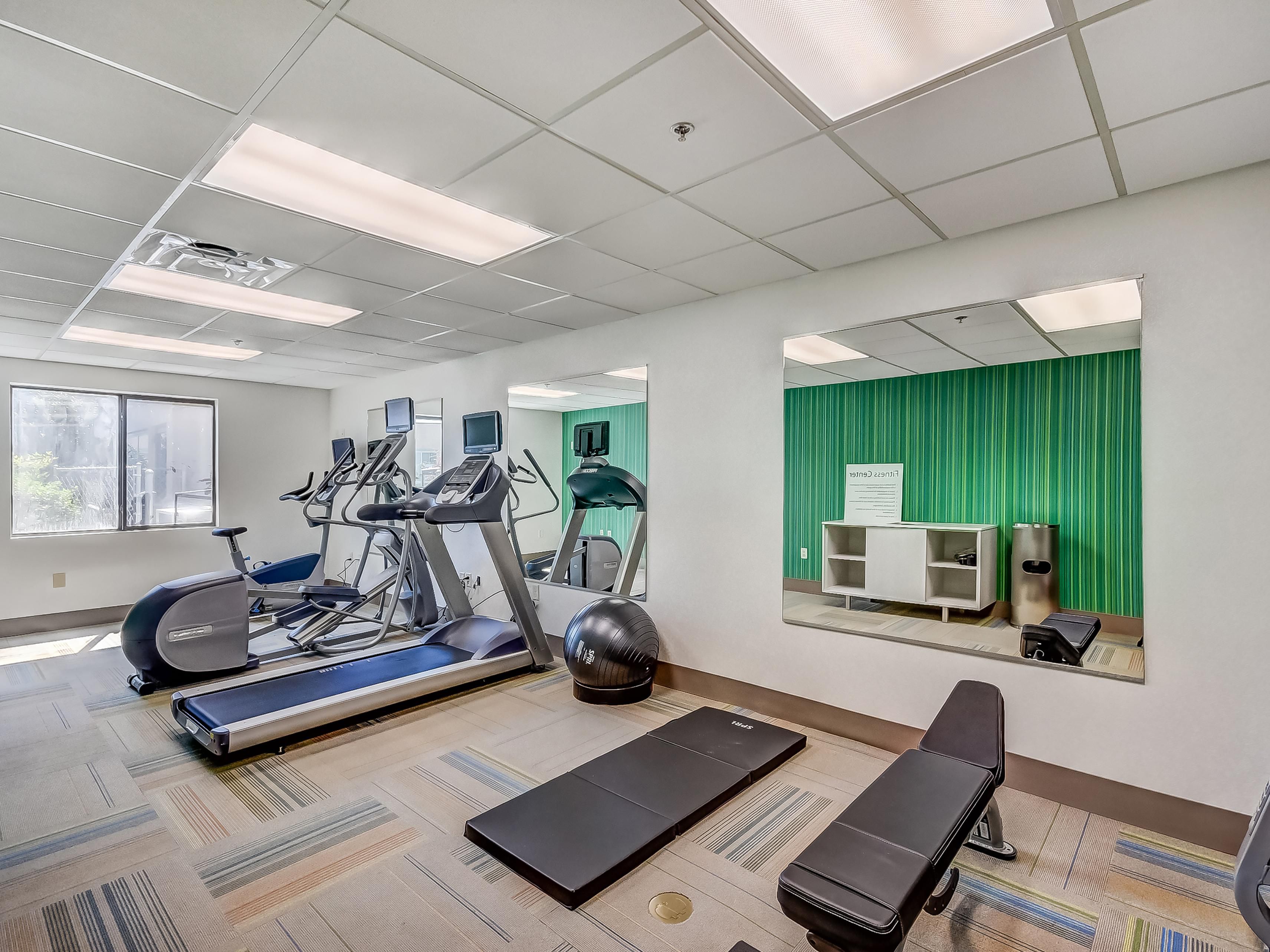 Keep your fitness routine on track while traveling in our fitness center, which is open daily from 5:30 AM to 11:00 PM. Get a quick cardio session on the treadmill, elliptical, or stationary bike, or build strength with free weight. For an extra boost, access an offsite aerobics instructor to keep you motivated and energized during your stay.