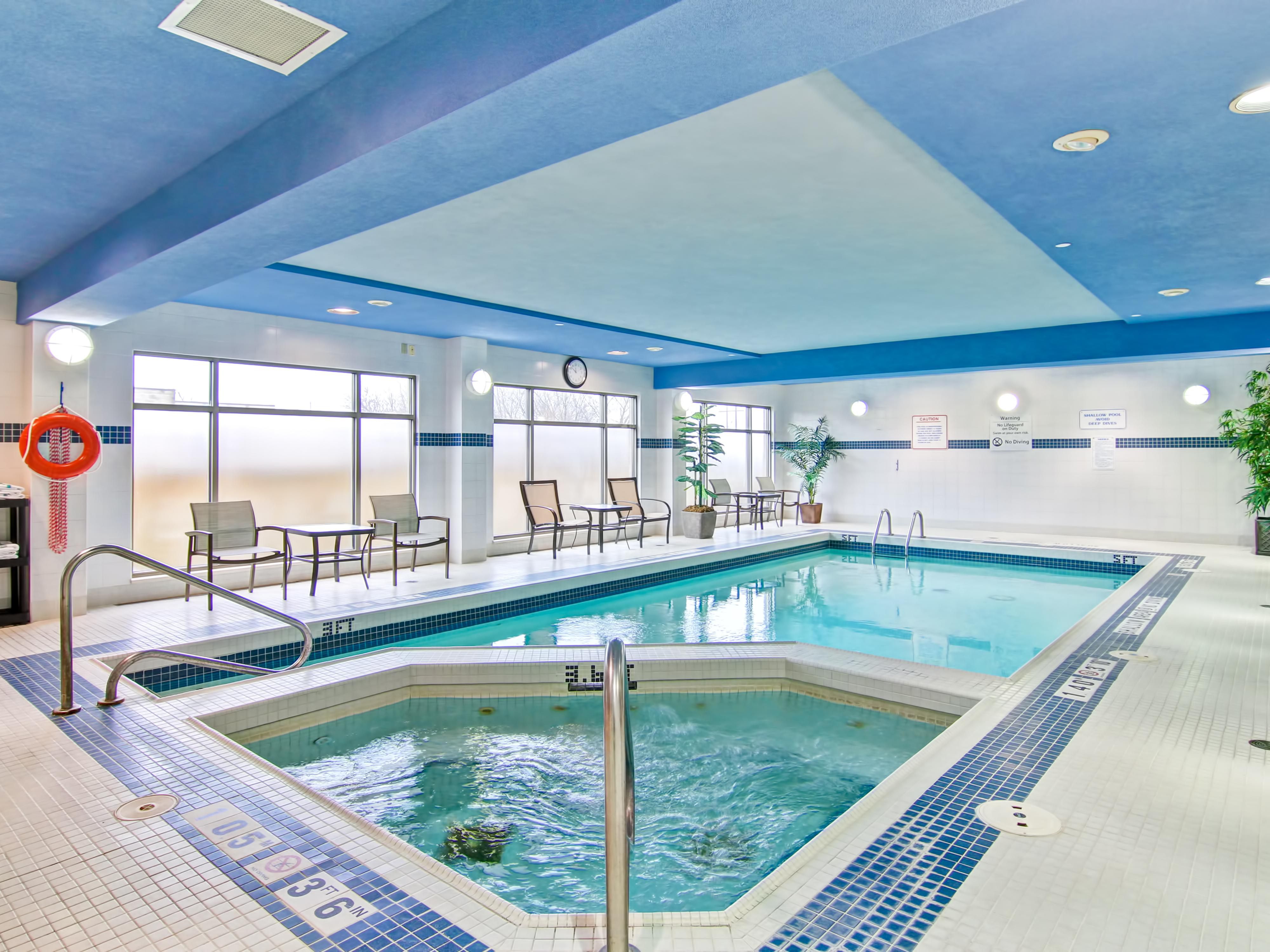 Saltwater Swimming Pool & Hot Tub