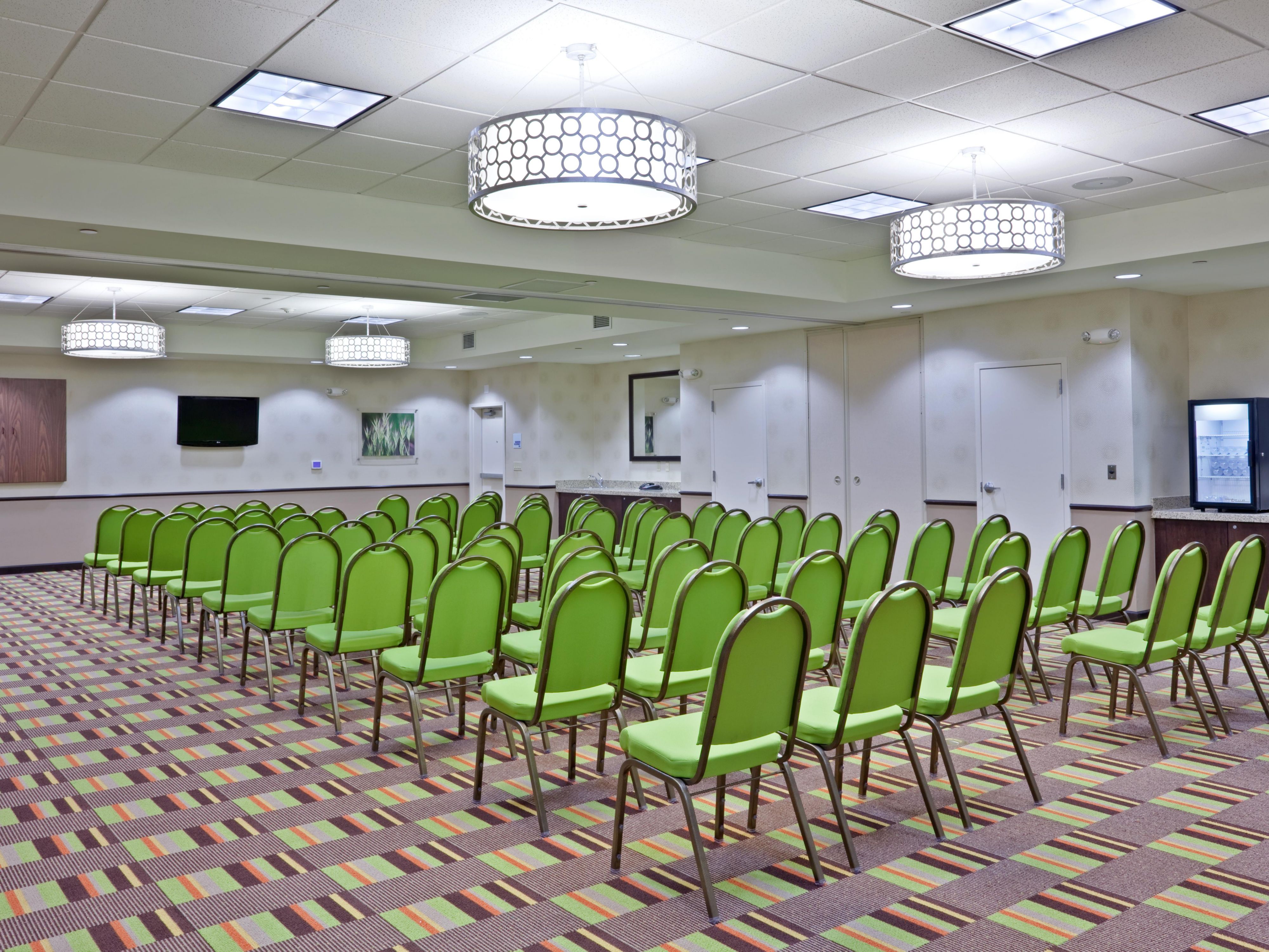 Hosting clients or colleagues? We have a well-equipped meeting room that is perfect for gatherings.
