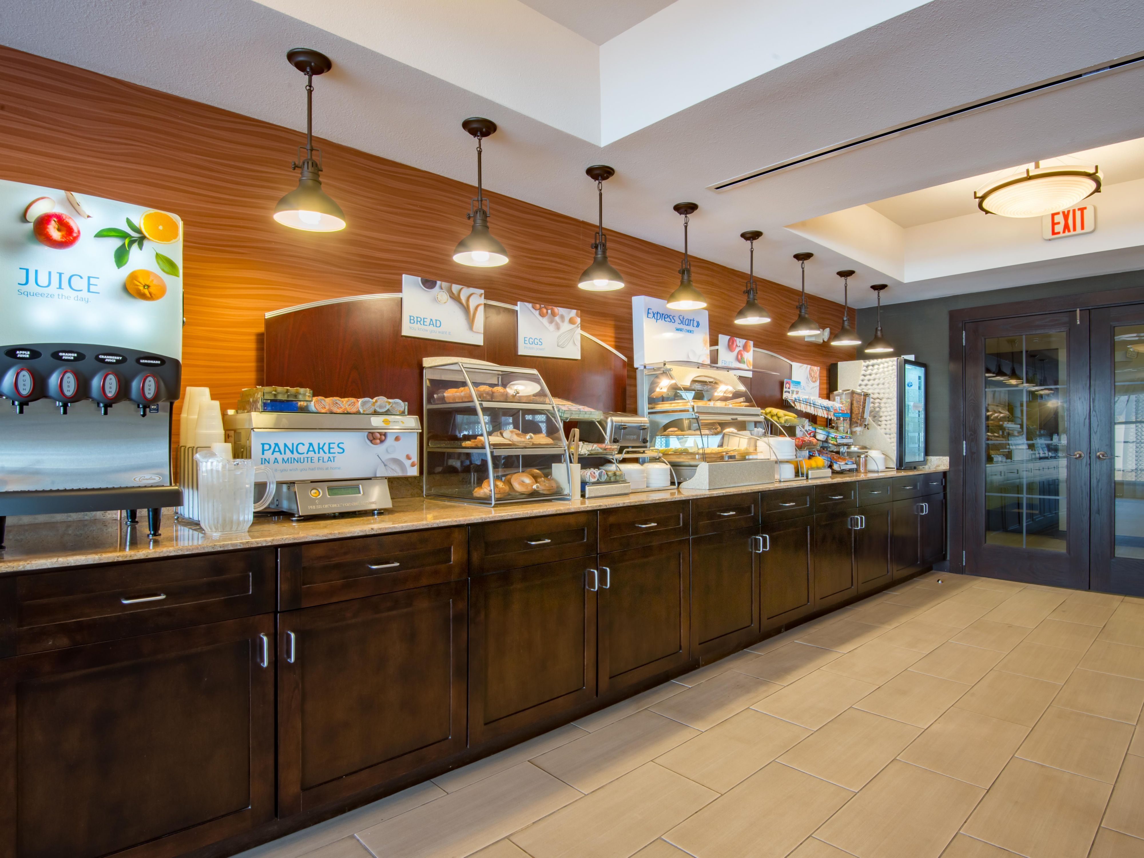 Start your day with a trip to our hot free breakfast bar! Our breakfast buffet features fresh pancakes, warm cinnamon rolls, fruit, cereal, juices, low-fat yogurt, muffins, toast, scrambled eggs, omelets, hard boiled eggs, sausage, bacon, biscuits and gravy.