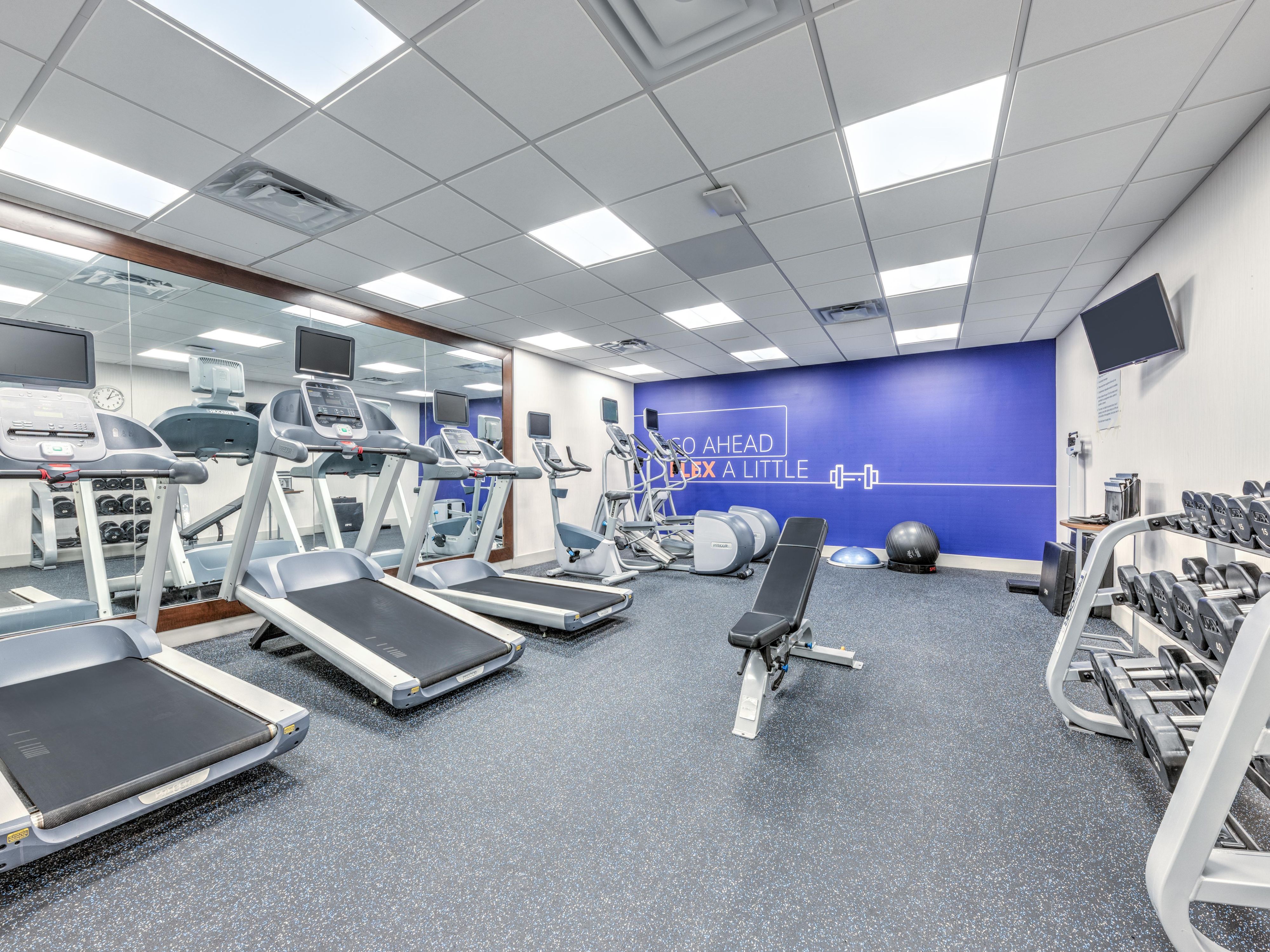 Enjoy thoughtful amenities at our hotel just 8 minutes from Houston’s Medical Center Area. Get there easily with our complimentary shuttle and relax knowing your vehicle is secure in our parking lot, free for guests. Cool off in the outdoor pool, stay fit in our 24-hour Fitness Center, and enjoy our free breakfast at our hotel near Toyota Center.