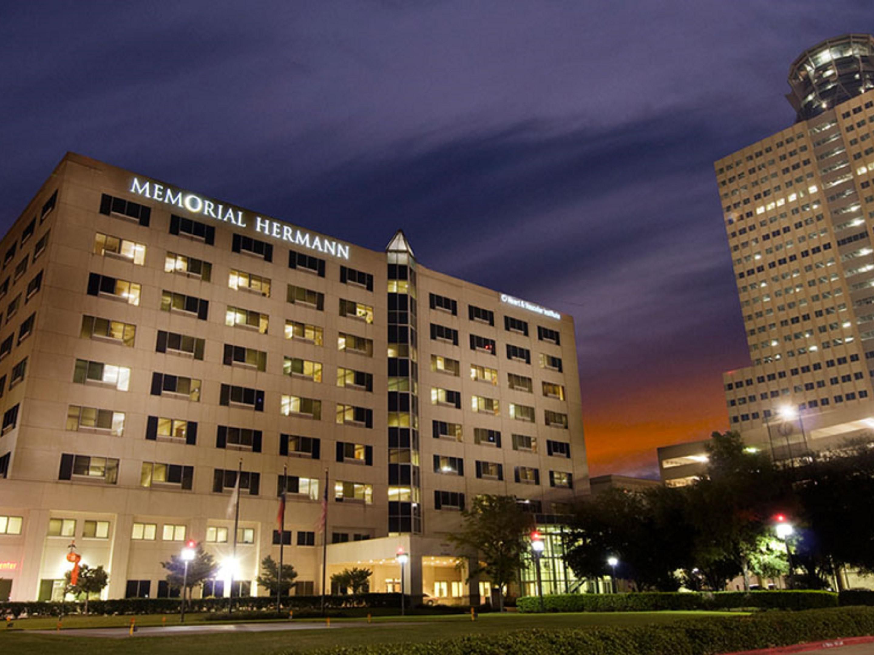 We are 0.8 miles from Memorial Hermann Memorial City Medical Center.