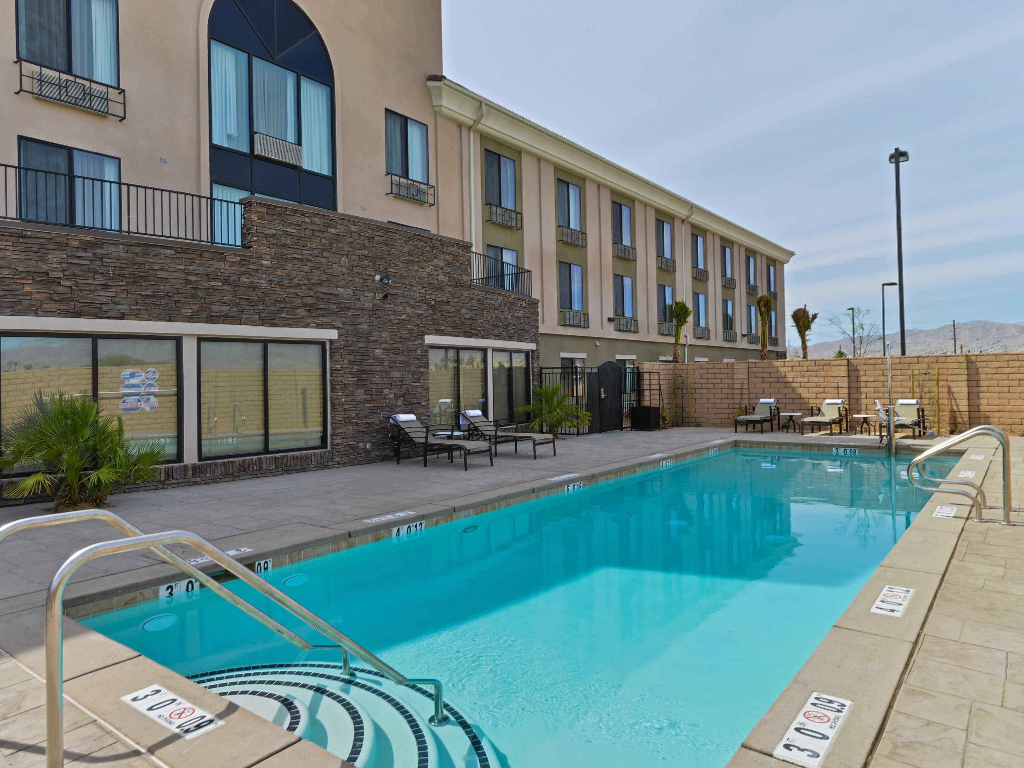 Take a dip in our outdoor heated pool, open daily 8:00 AM – 10:00 PM. Start your morning with invigorating laps, make a midday splash, or unwind after a busy day with a leisurely evening swim. Whatever you like to do, our pool is the perfect place for recreation and relaxation. Take the plunge and have some fun in the sun! 
