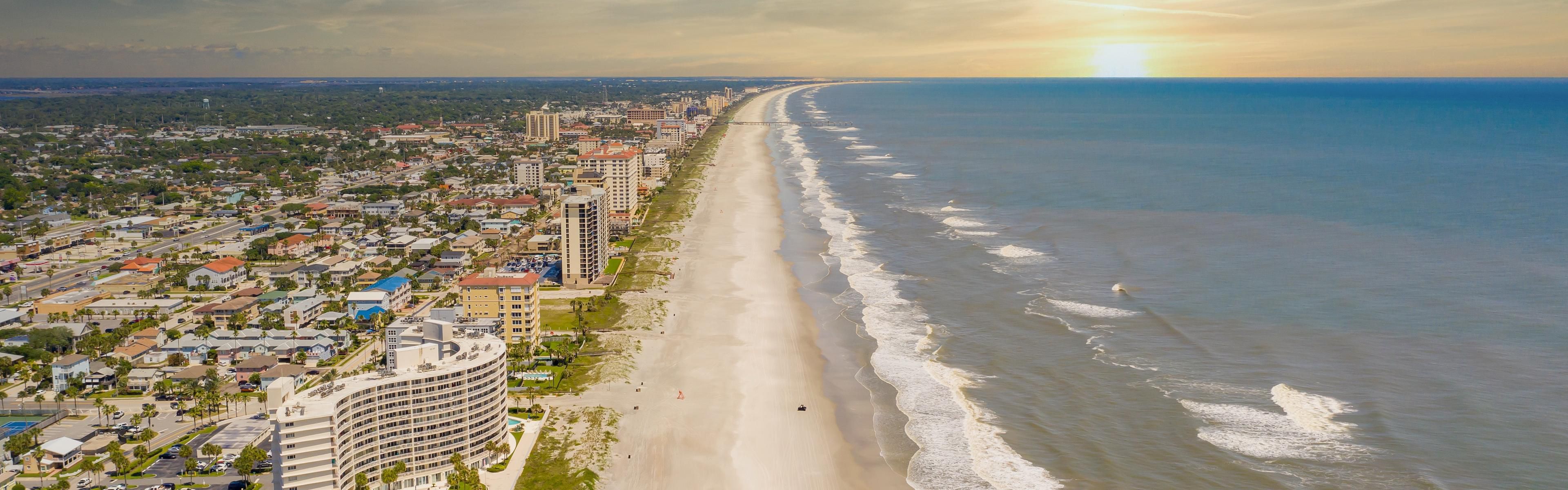 Beautiful sunny day on the white sandy beaches of Jacksonville, FL