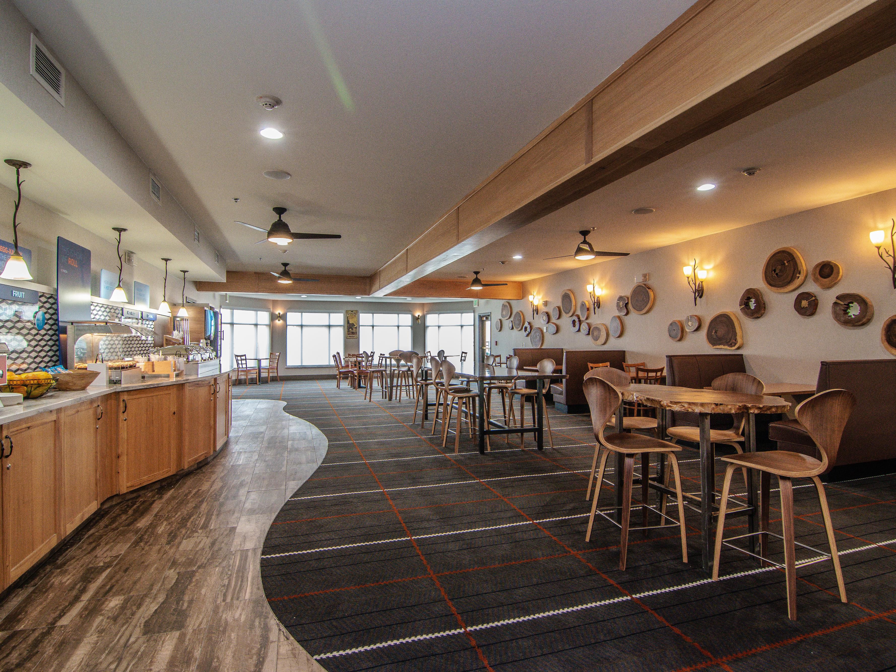 Included with your room stay Monday thru Wednesday, guests can enjoy a complimentary fresh light meal hand prepared in house.