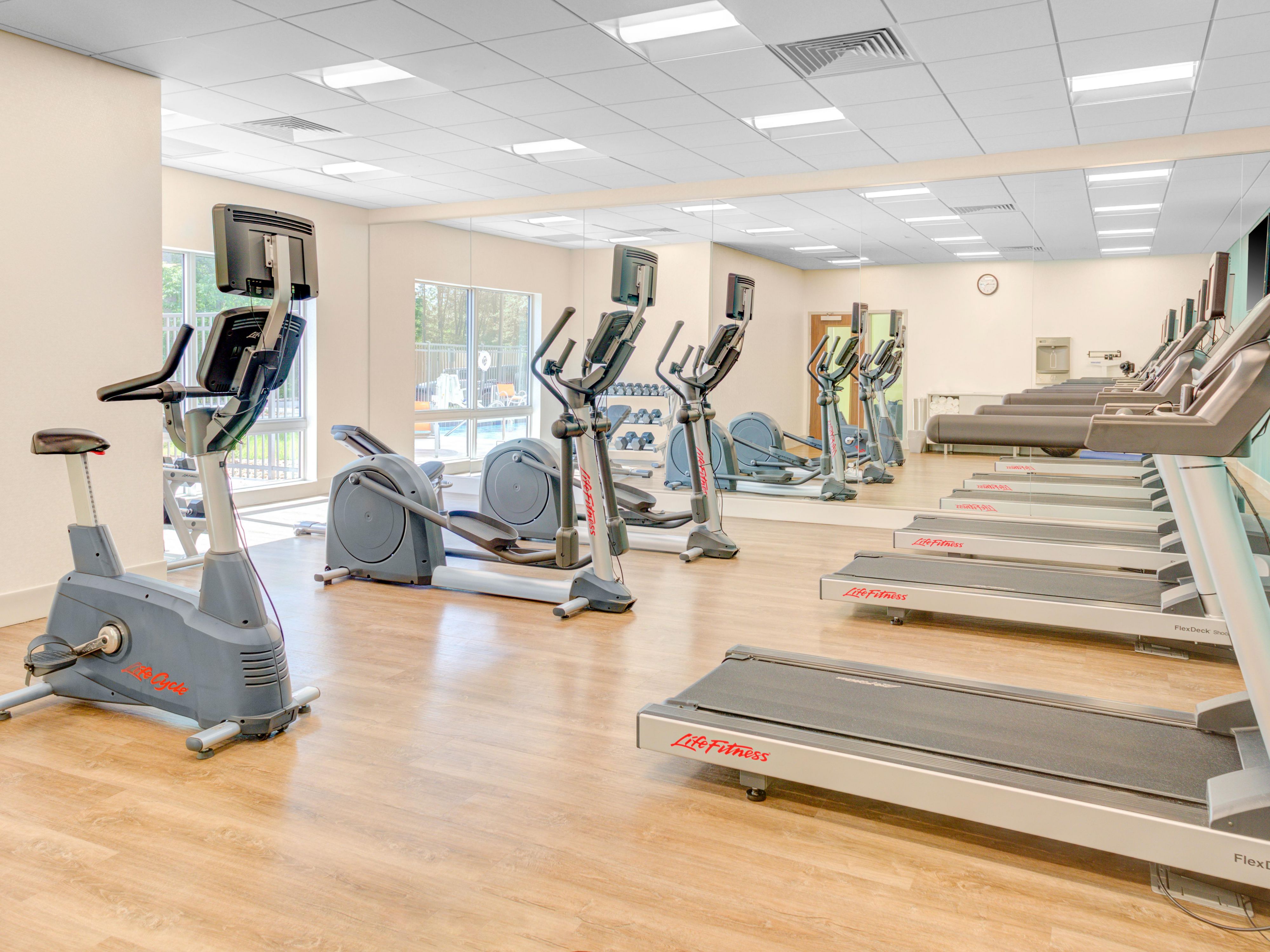 Stay on your workout routine while you stay with us at the Holiday Inn Express & Suites King George - Dahlgren!