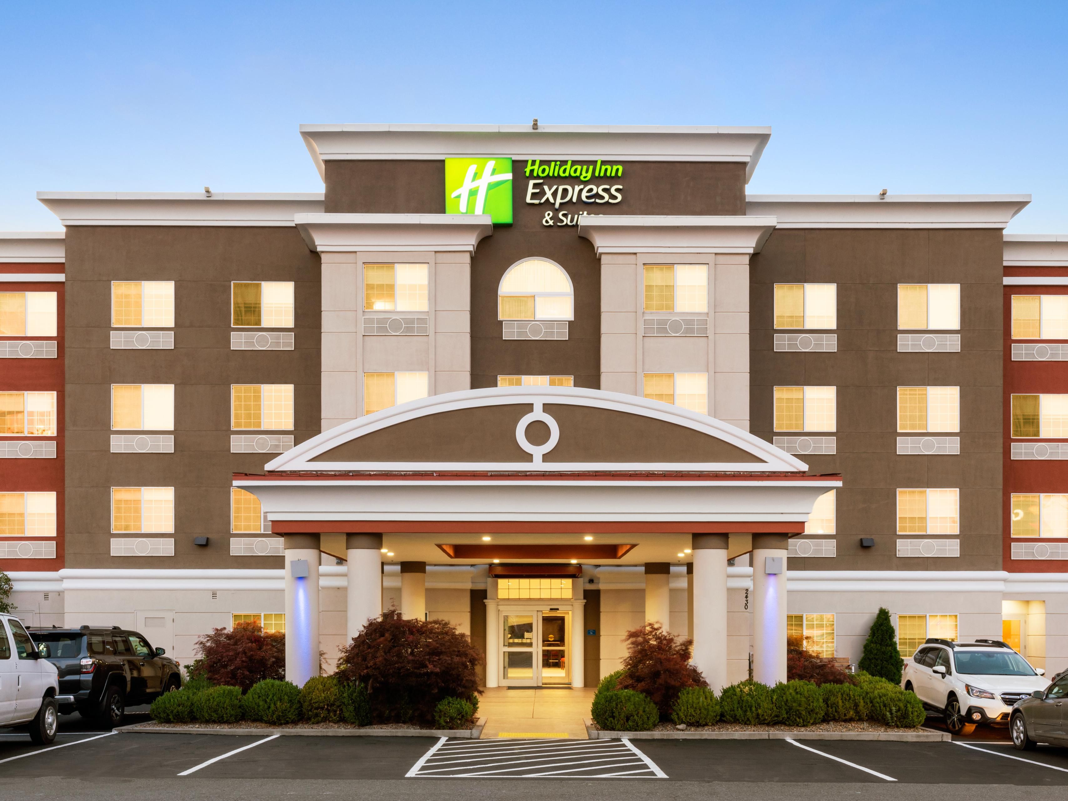 Welcome to Holiday Inn Express & Suites Klamath Falls Central.