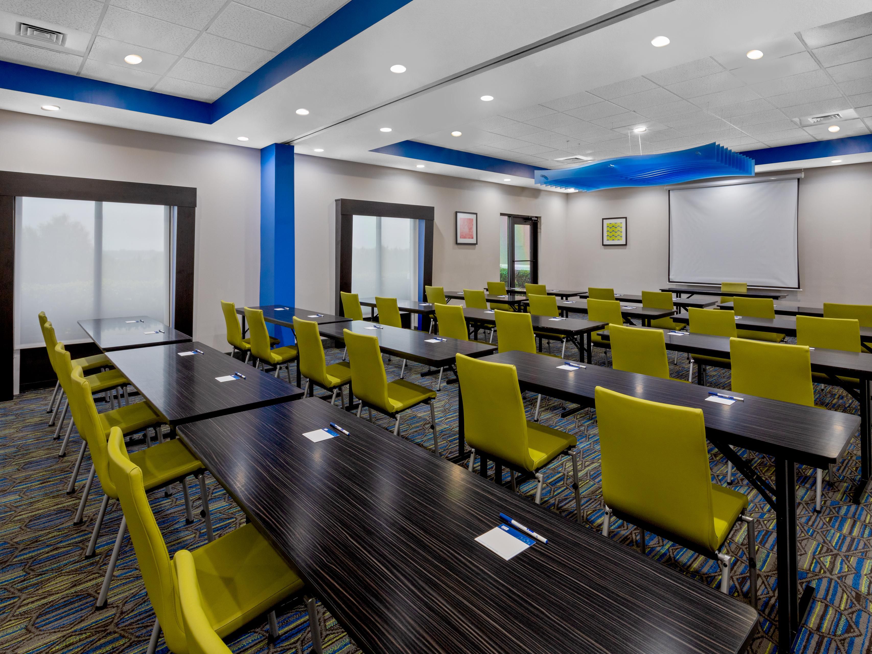 We are delighted to offer a variety of options for your next meeting or event. Our comfortable guest suites and functional meeting room will provide an ideal setting for a wide range of events. 