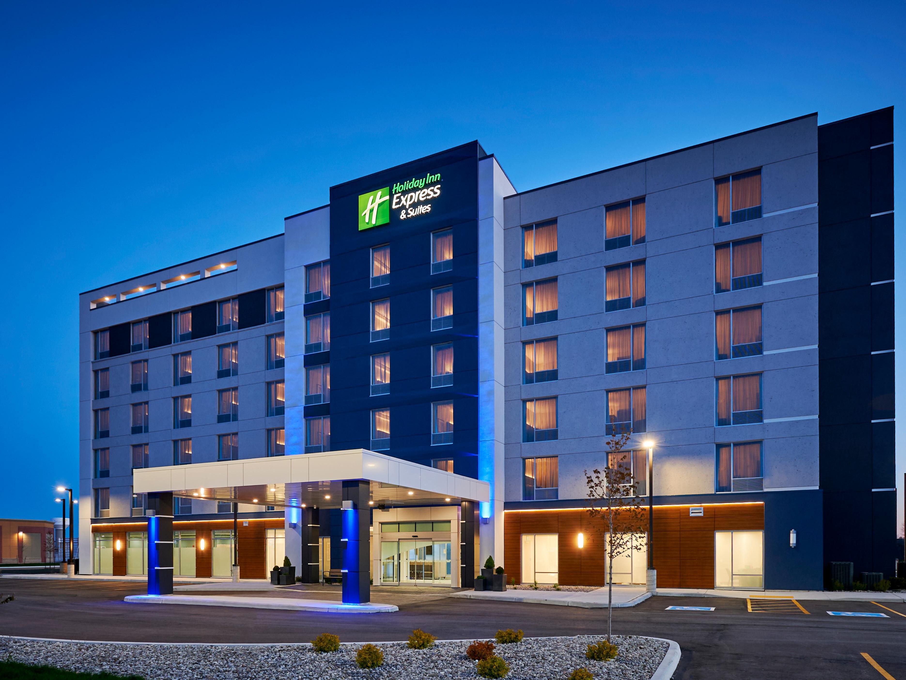Welcome to Holiday Inn Windsor East Lakeshore