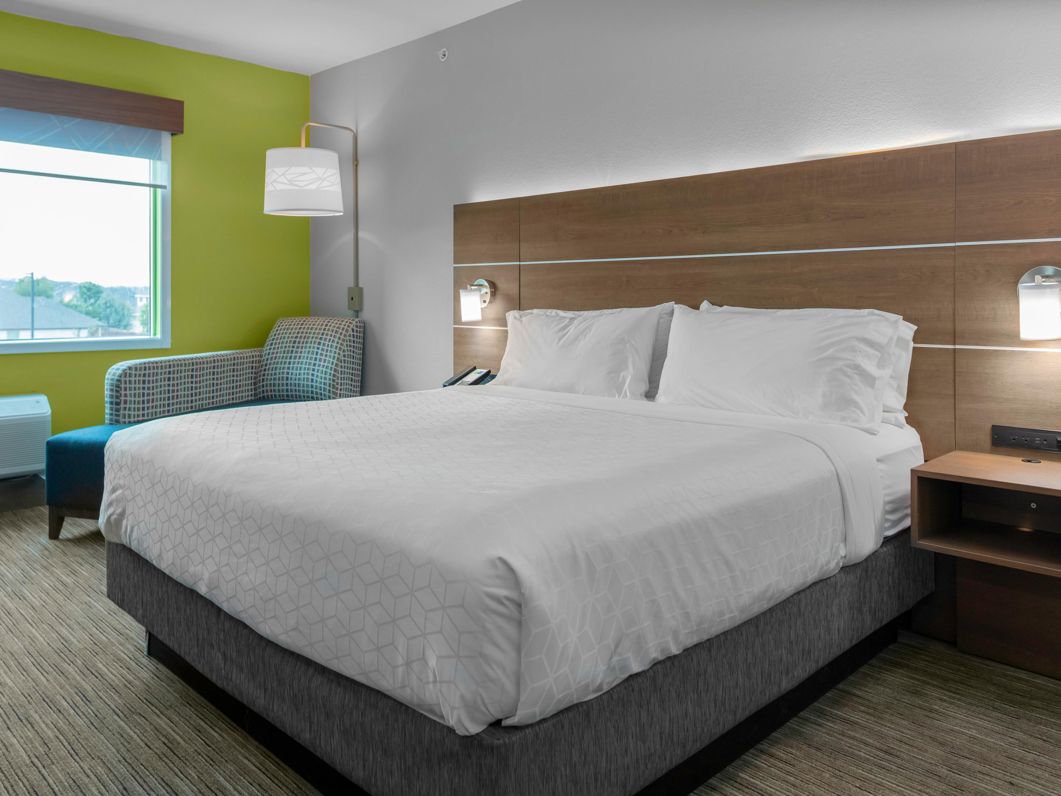 Rest easy in our spacious king standard room with plush bedding.