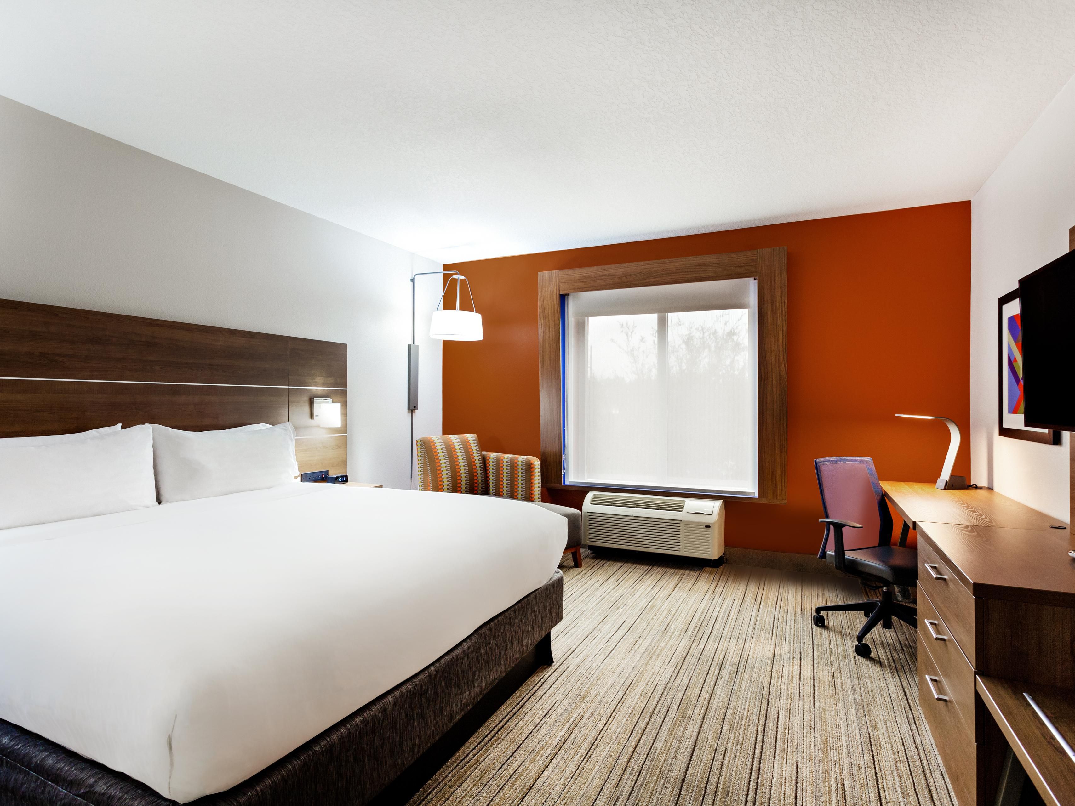 1 King Bed Jacuzzi Nonsmoking